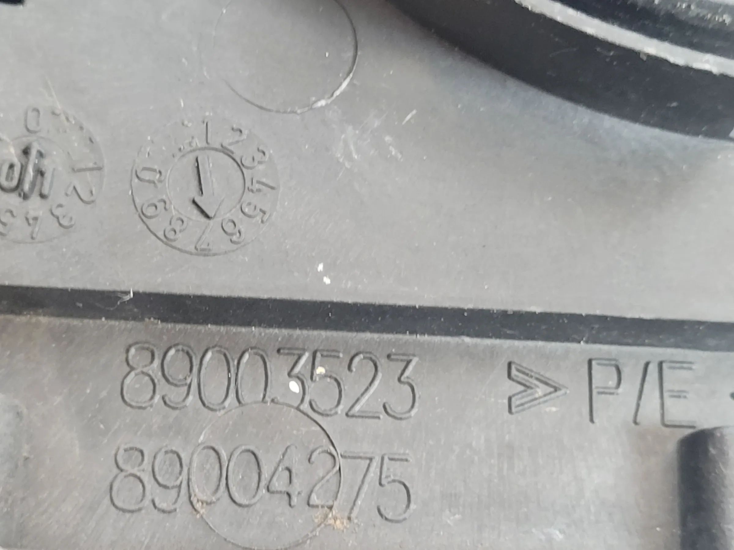 Renault Laguna II 2 Scheinwerfer/Frontleuchte Links 8200002845 (Original)