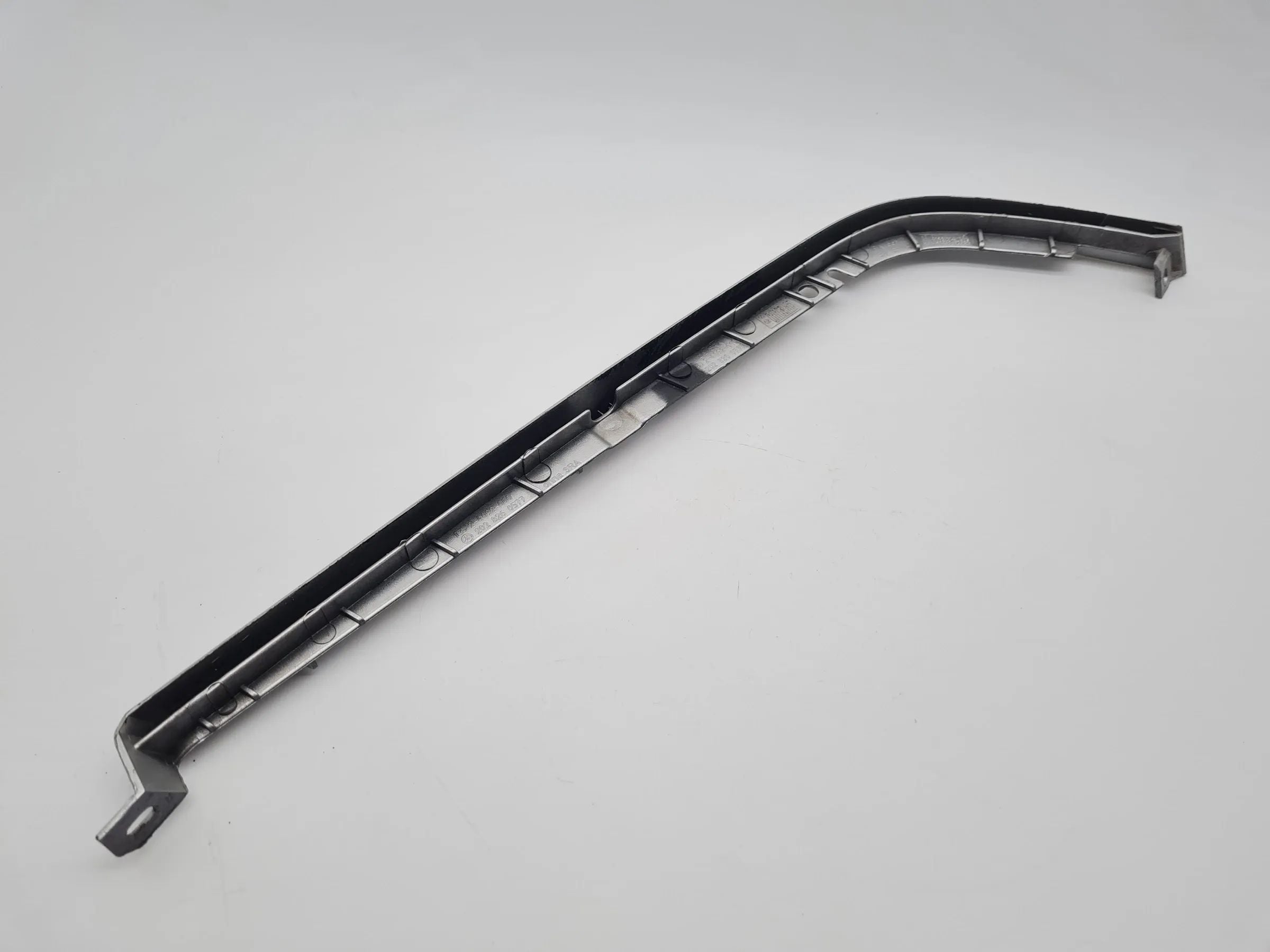 Original Mercedes-Benz C-Klasse W202 Scheinwerfer Leiste/Blende L. A2028260577