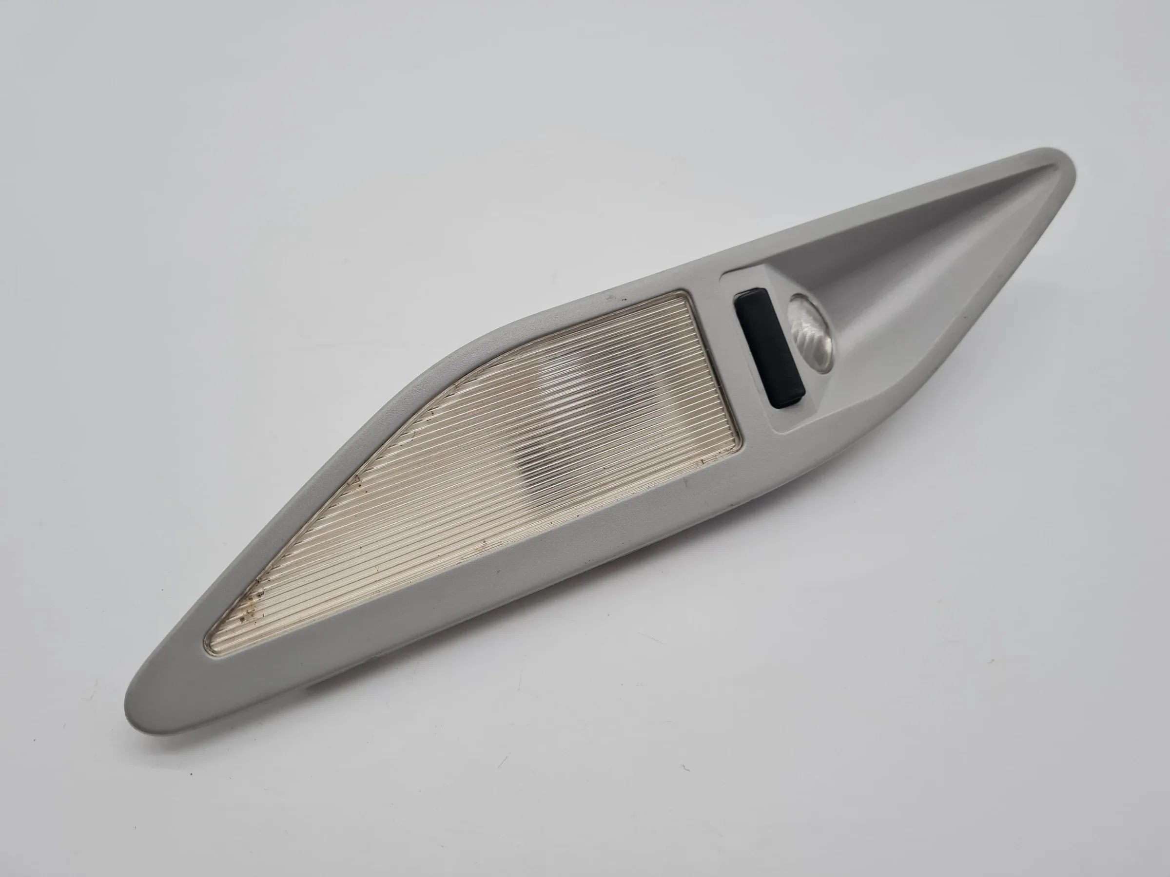 Original BMW 5er (E39) Innenlicht / Leuchte Links 8363611