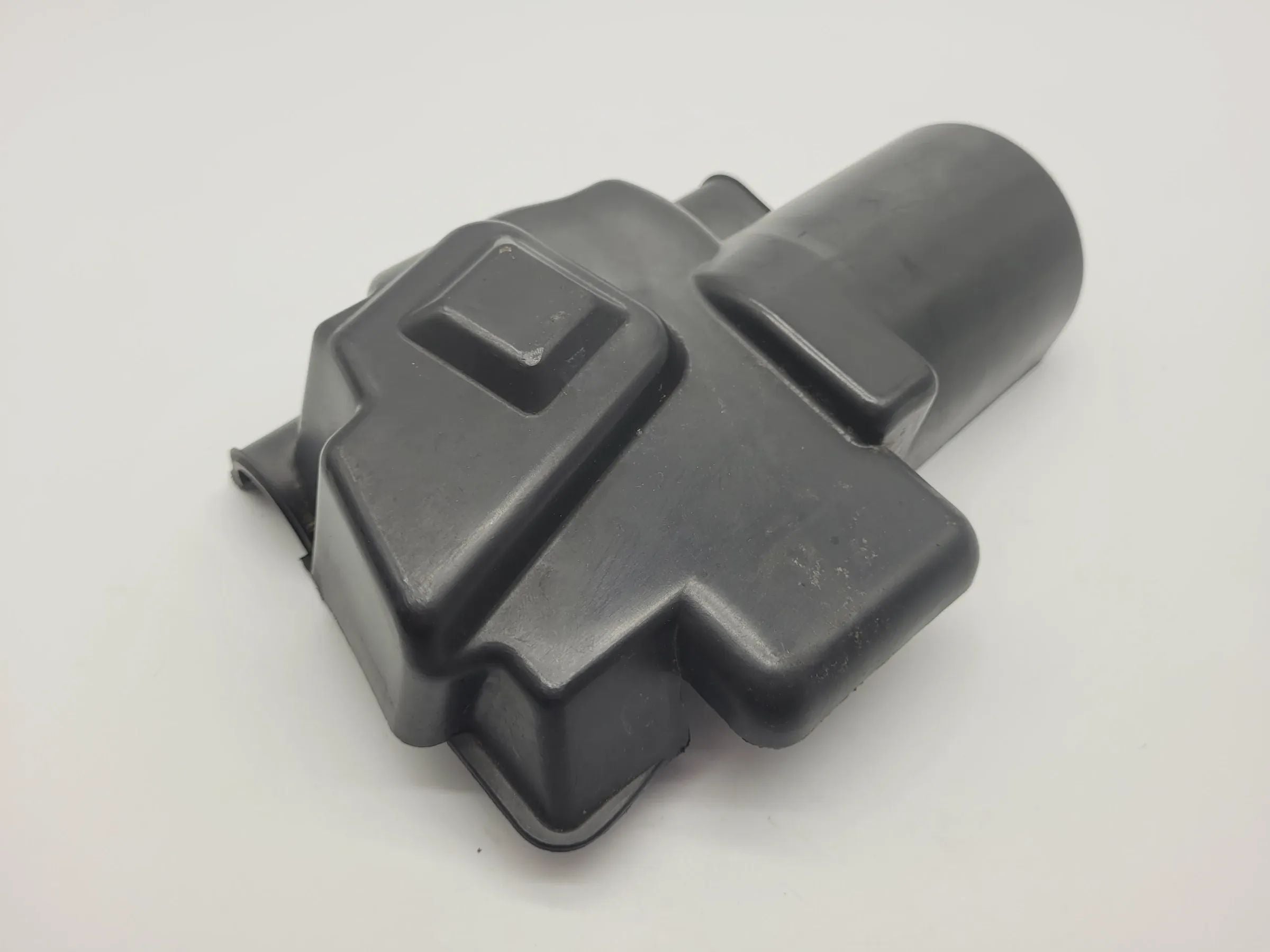 Original Fiat Punto (188) Abdeckung Wischermotor Blende 46757588