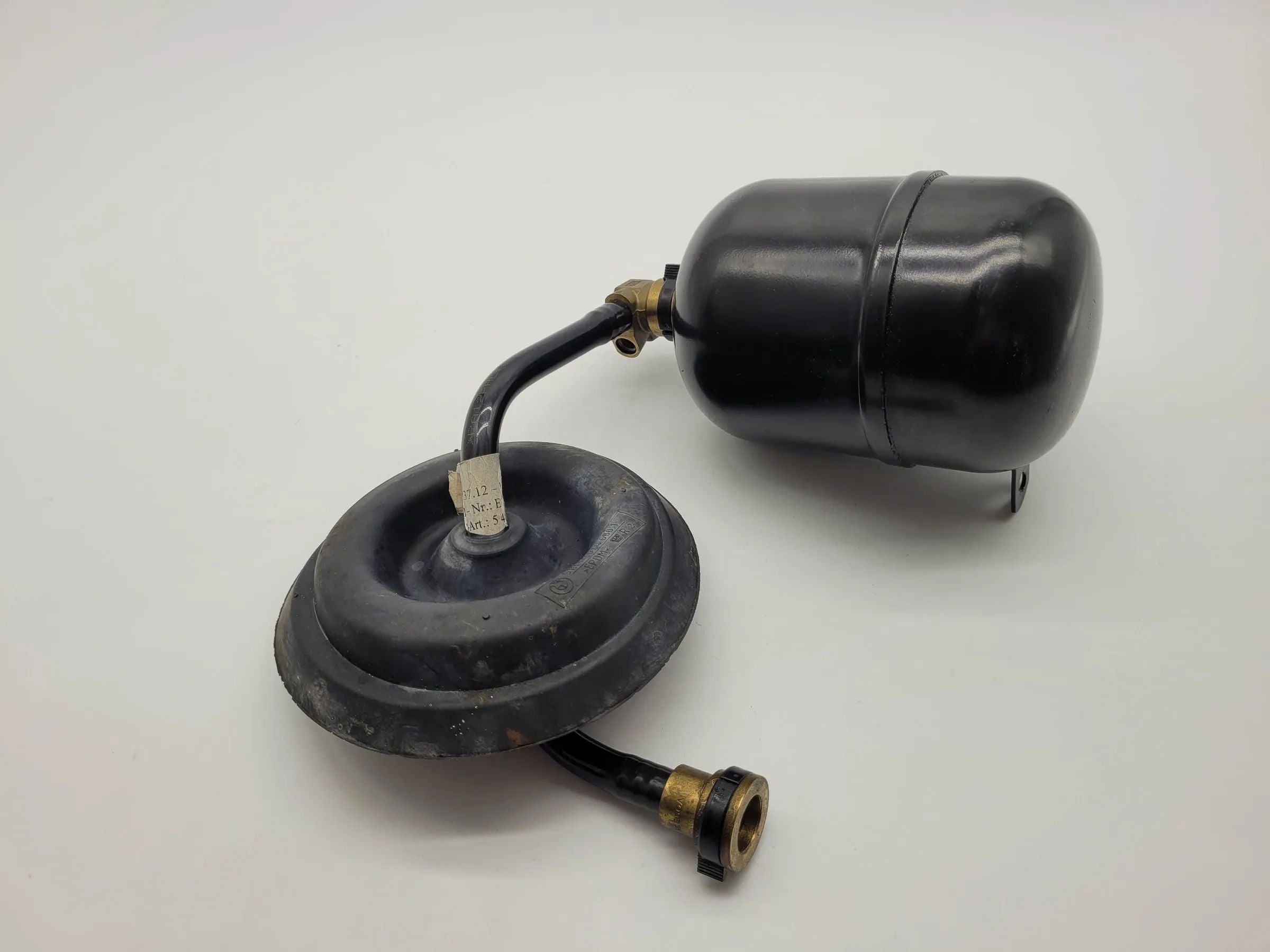 宝马X5 (E53) 原厂右侧带管路气罐 37.12-1096682