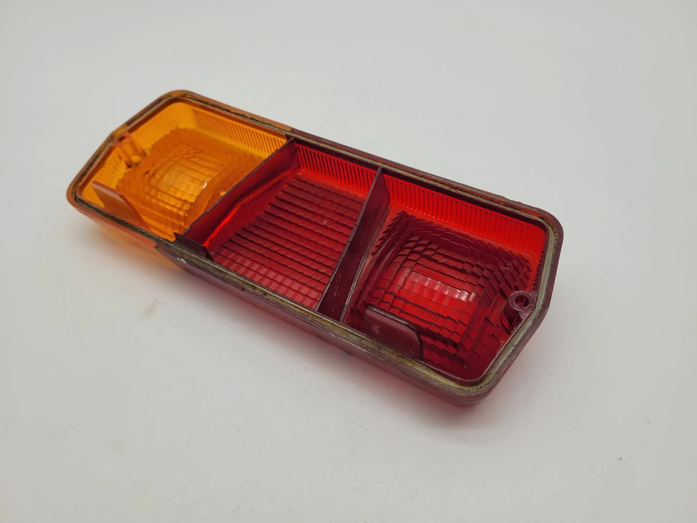 Original Mercedes-Benz T1 (601/611) Blende Rück- & Bremsleuchte Hinten 43322