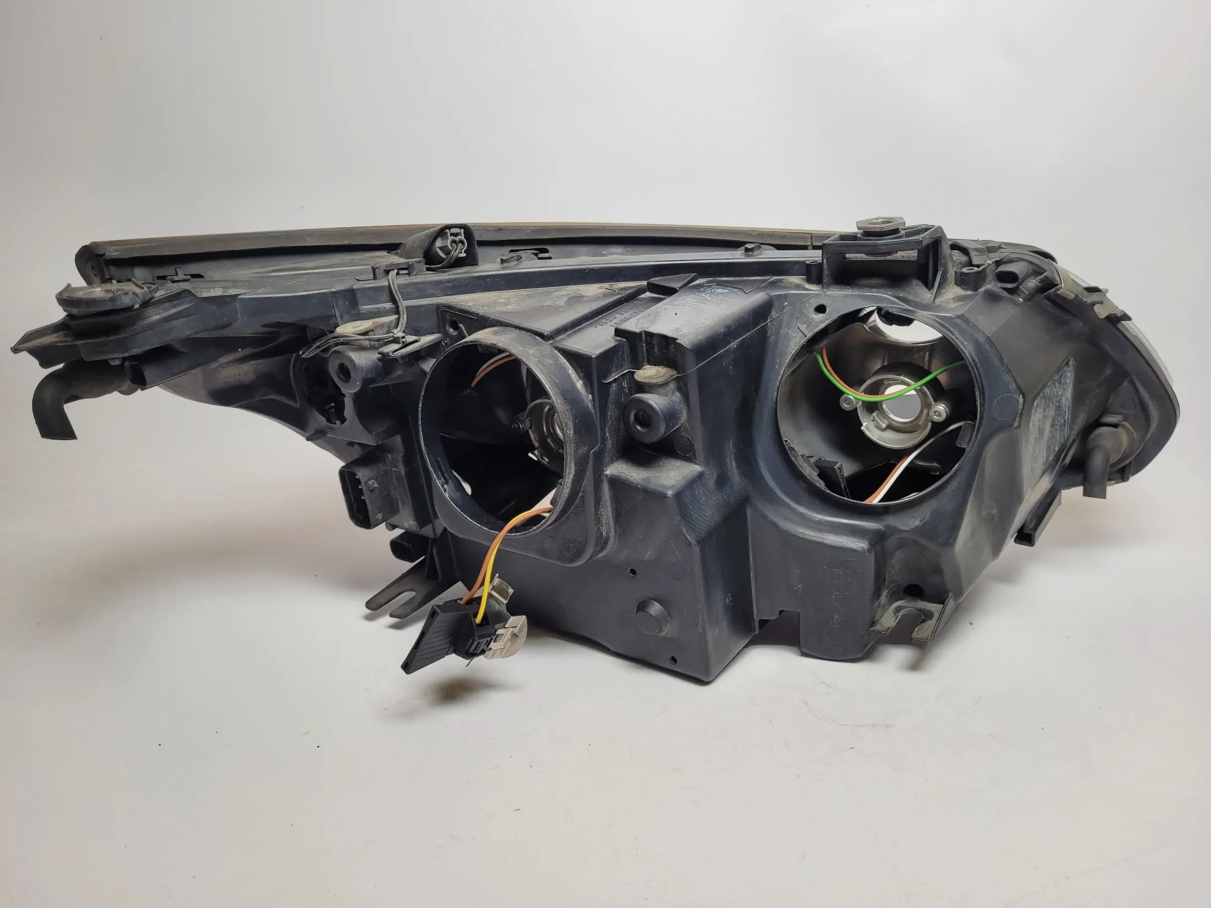 BMW 5er (E60/E61) Scheinwerfer / Frontleuchte Links 15872100