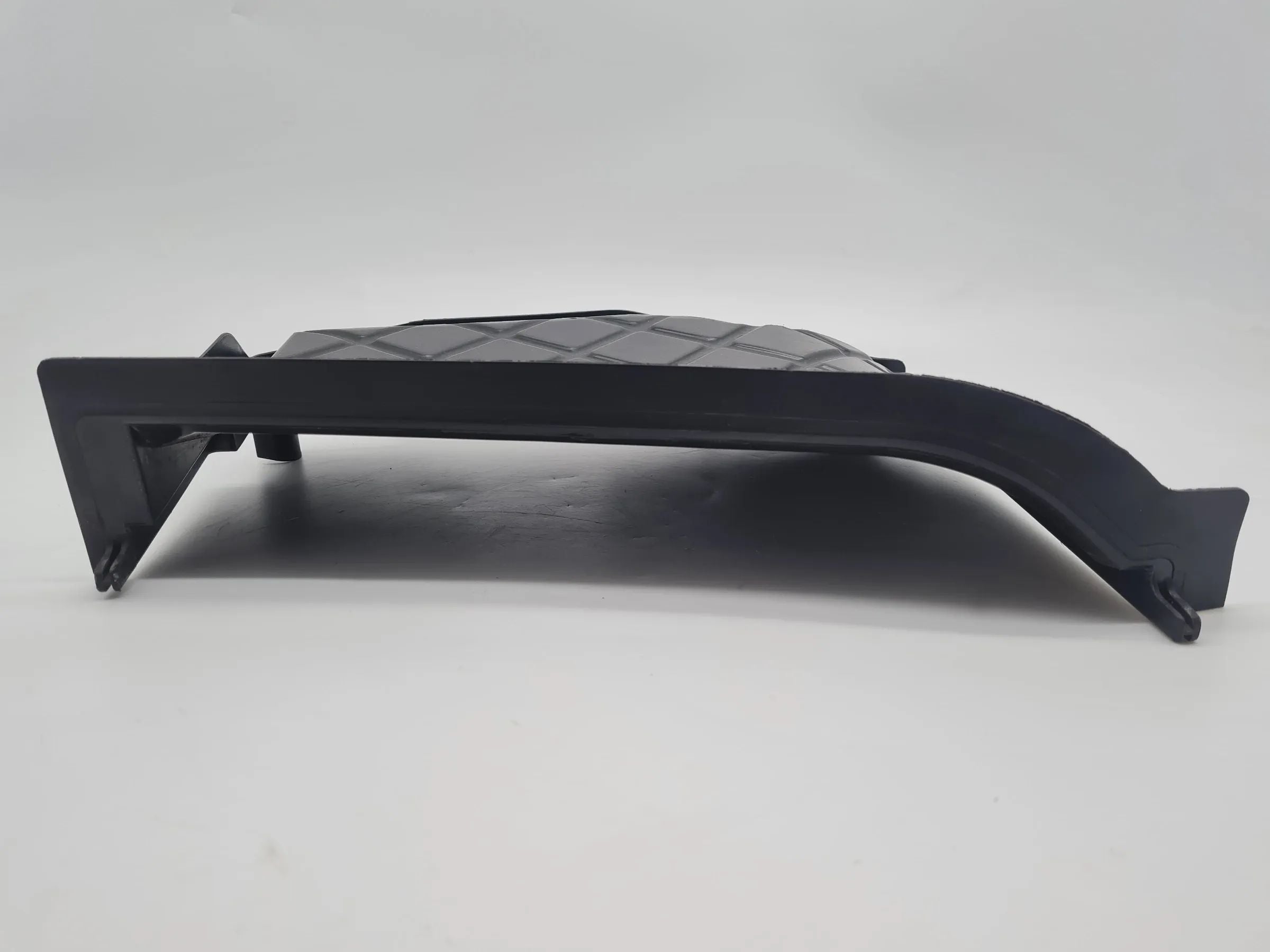 Original Audi A4 (8ED) Abdeckung Motorraum Pollenfilter 8E1819979A