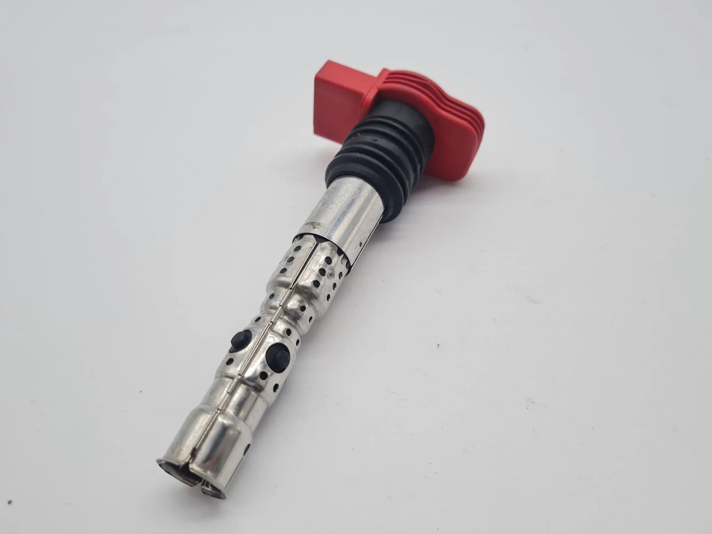 Original Audi A4/A6 (B6,8E) / (C5,4B) Zündspule 06C905115L