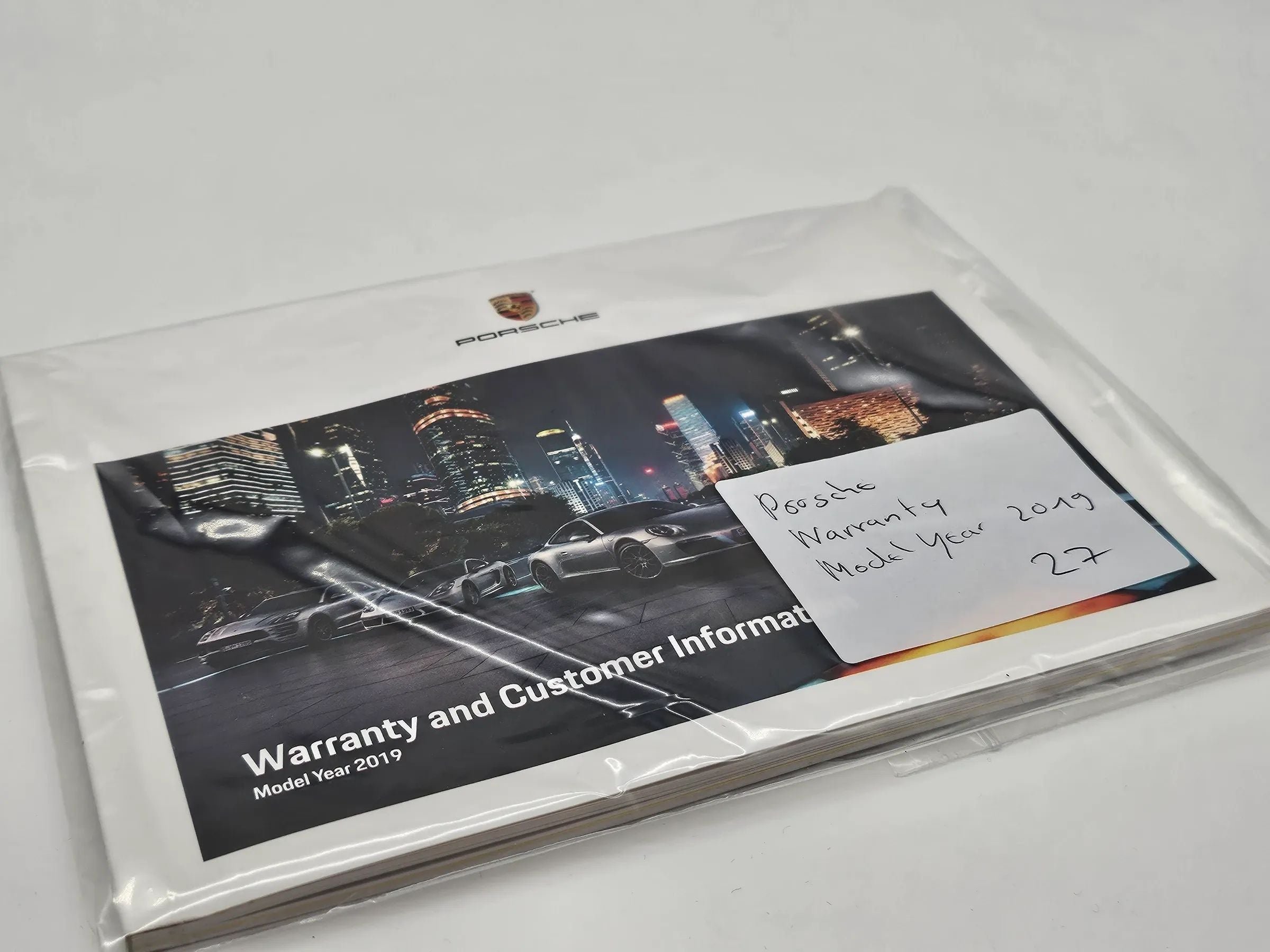 Original Porsche Cayenne 9Y Warranty and Customer Information 2019  englisch