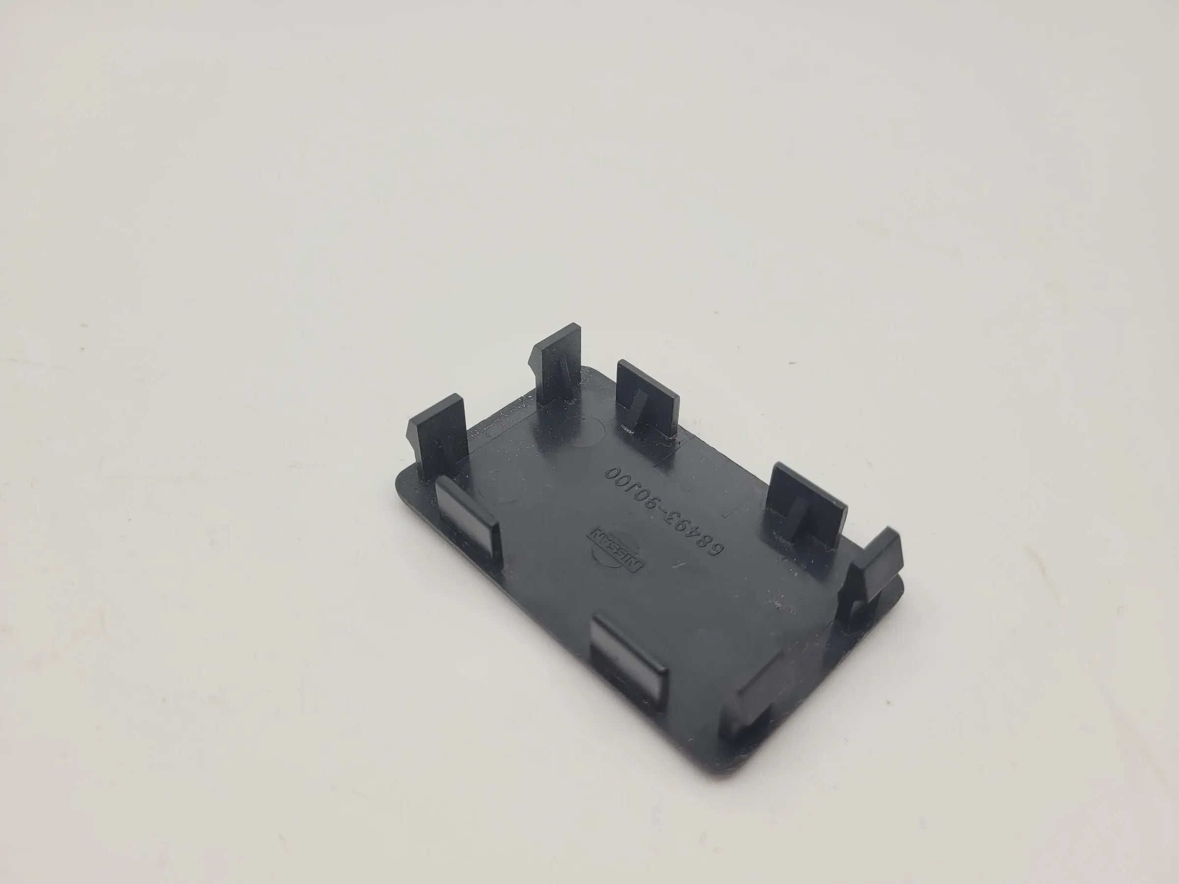 Original Nissan Micra II 2 (K11) Tachoblende Knopfeinsatz Blende 68493-90J00