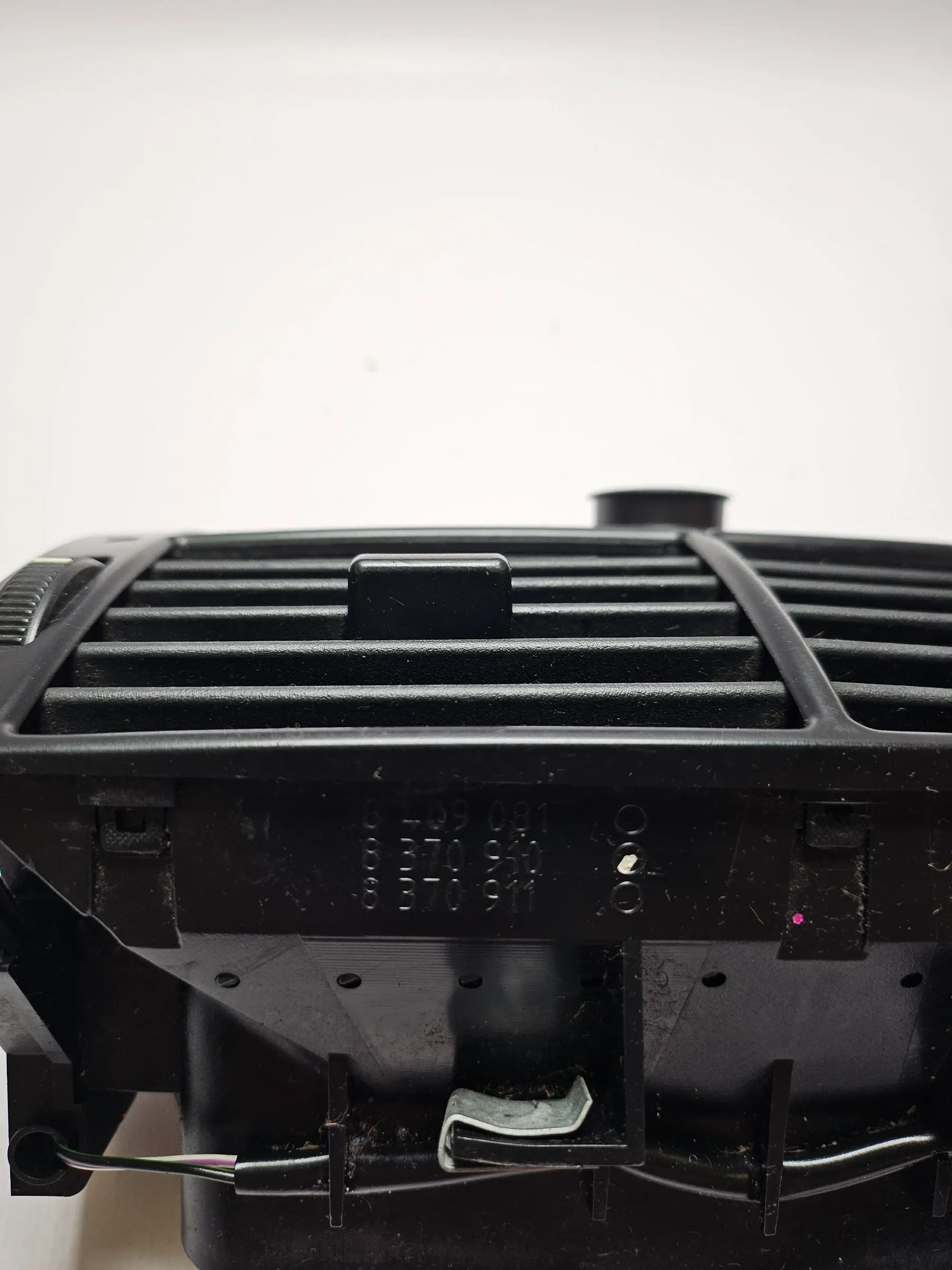 Fresh air grill automatic climate control BMW X5 E53 3.0i 3.0d 4.4i 4.6is 4.8is 8370910 
