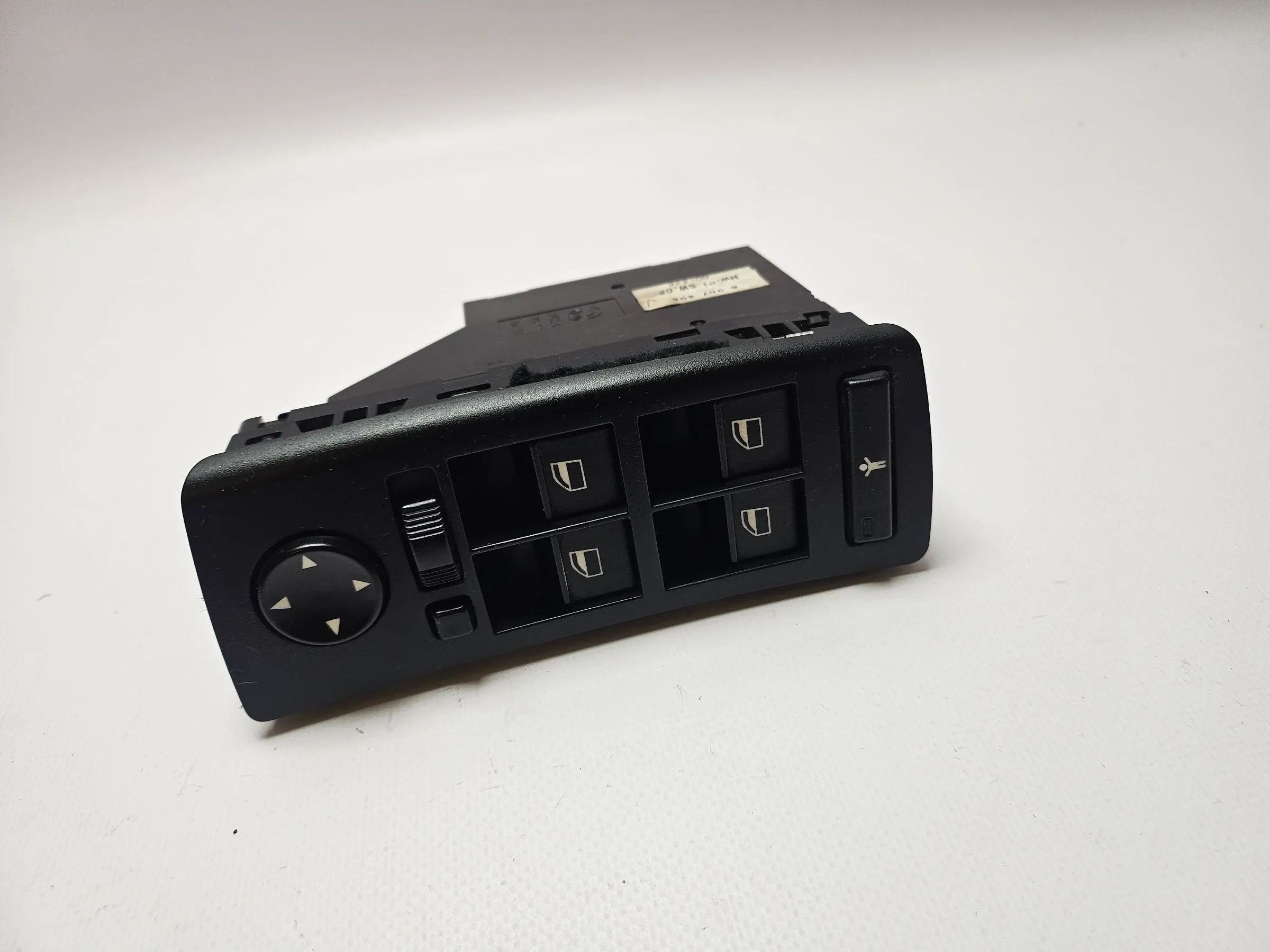 Orijinal BMW X5 E53 2000 Ön Sol Elektrikli Cam Kaldırma Anahtarı 6907498