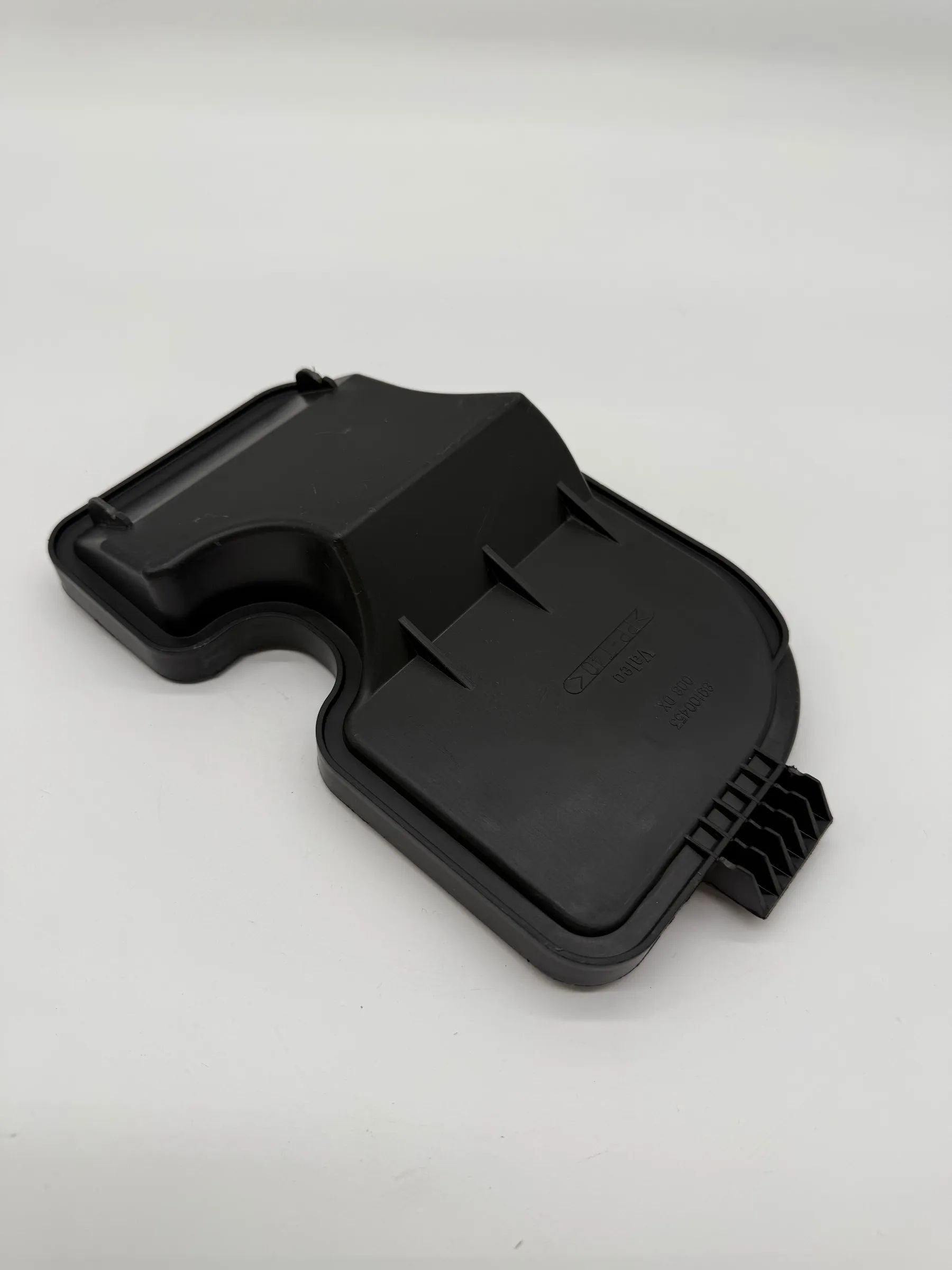 フィアット プント 188 2001 純正 Valeo ヘッドライト右用カバー DX 89100453