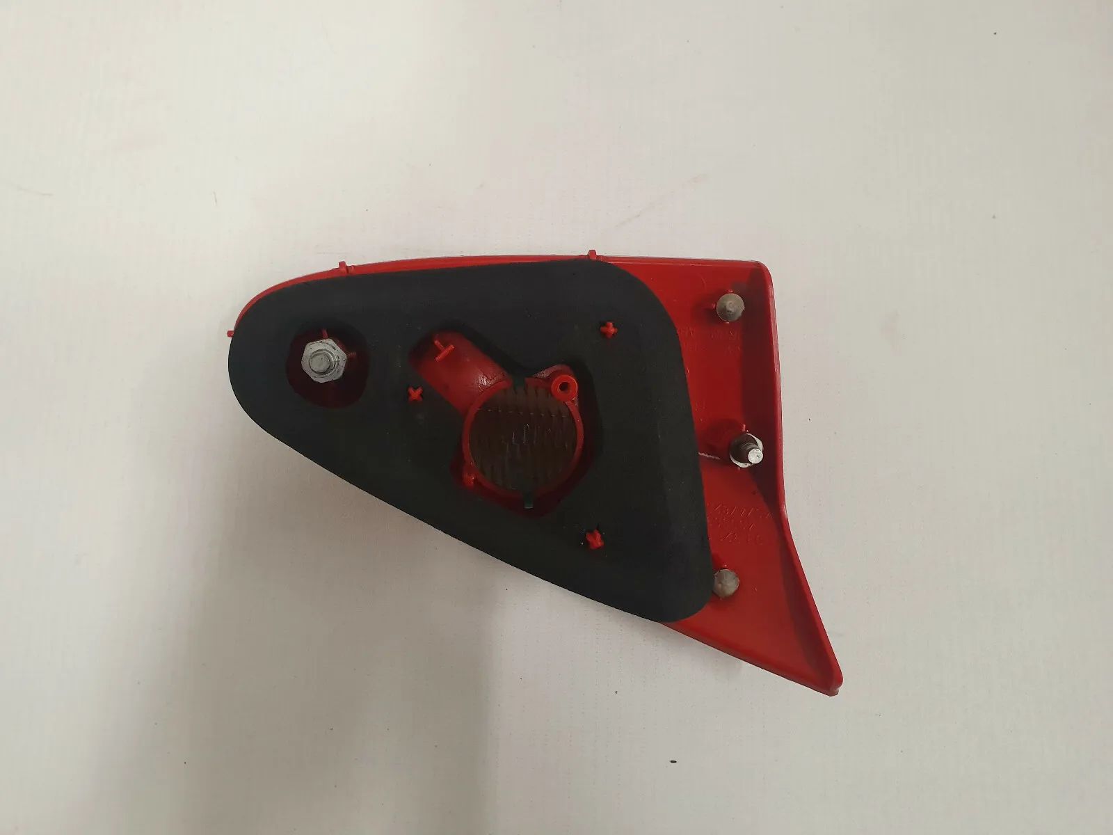 Orijinal ALFA ROMEO Sağ Arka Stop Lambası Bagaj Kapağında 46556346 / 147 93