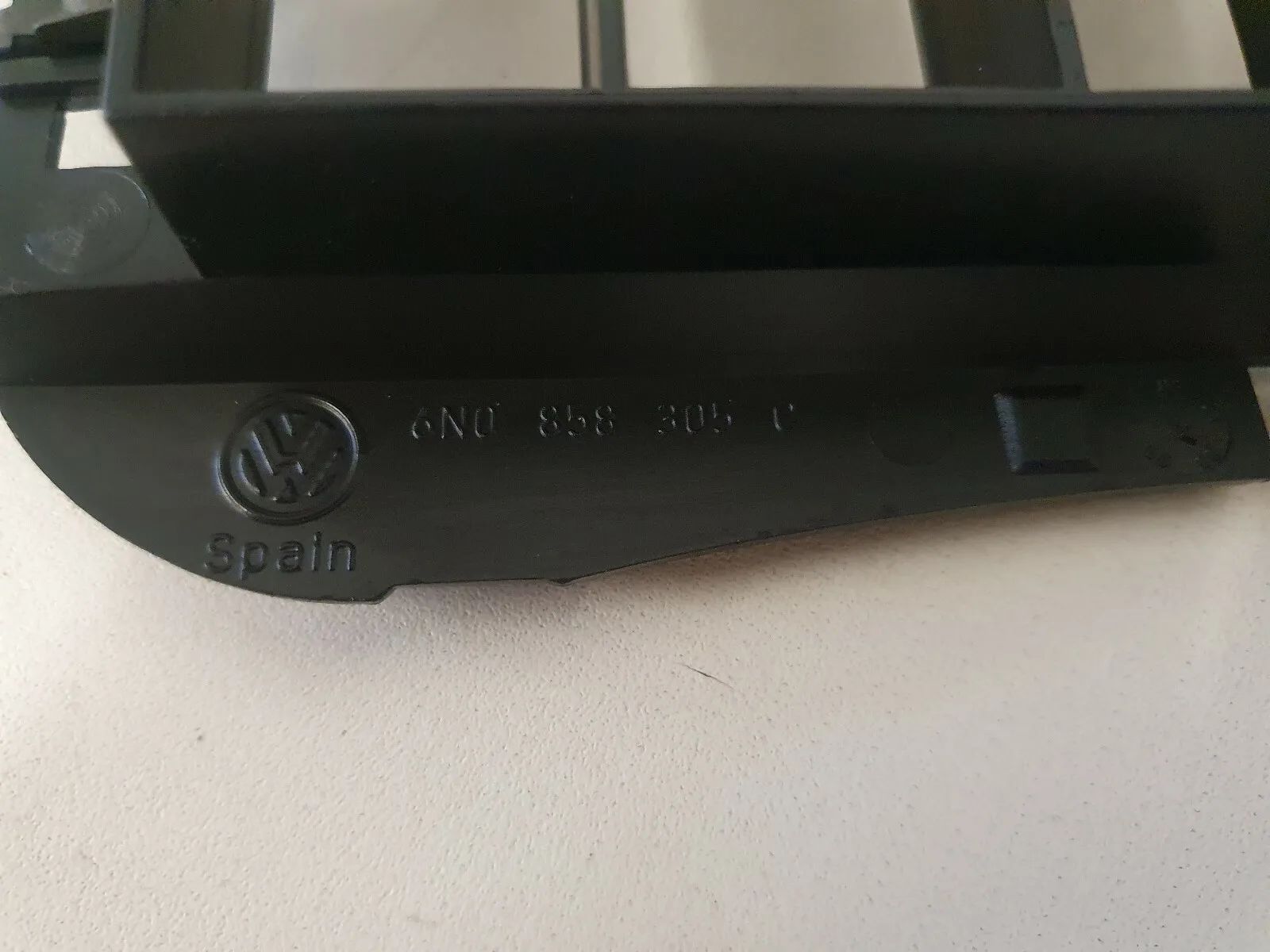 оригинальная 6N0858305C Обшивка + Рамка центральной консоли VW Поло 6N2