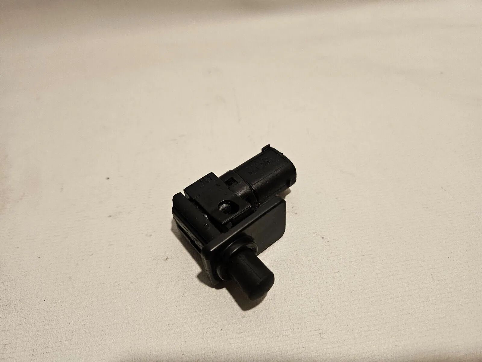 Orijinal BMW E38 E39 E60 E63 X5 E53 Z3 Z4 Alarm Kaput Kontak Anahtarı 8352229