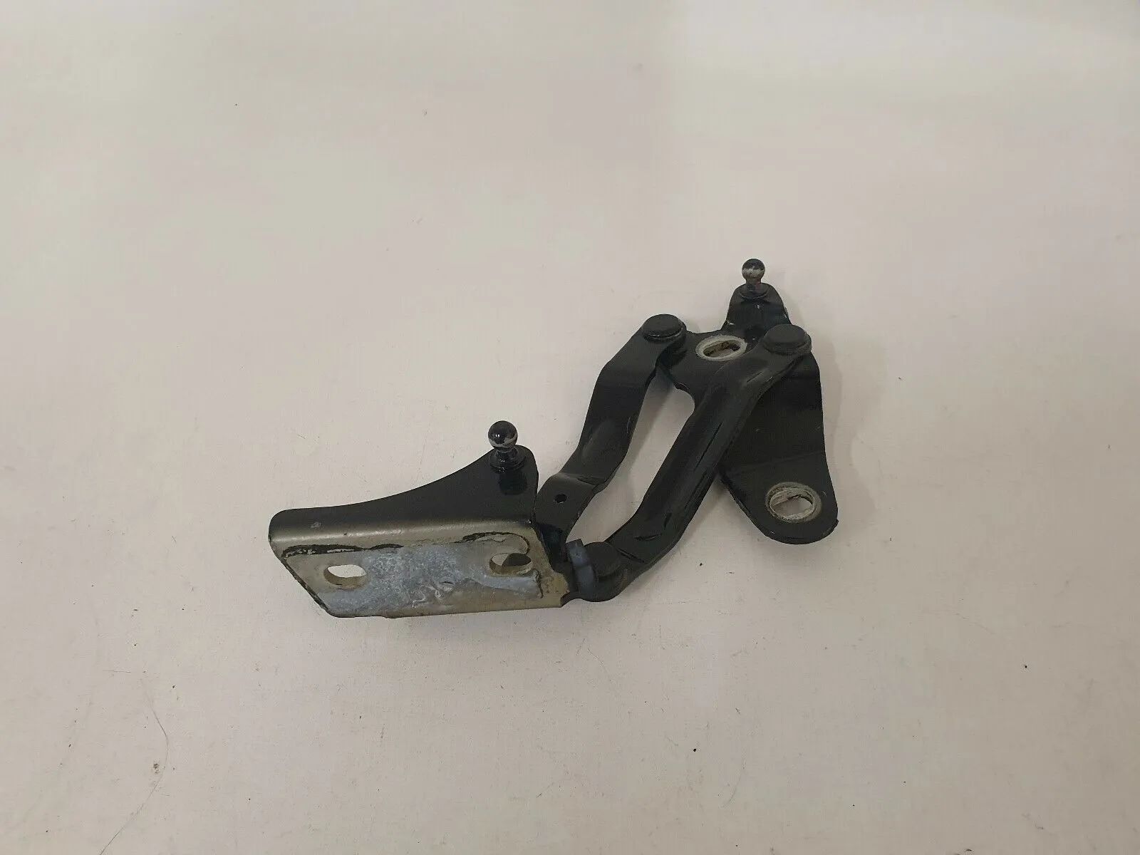 ⭐⭐Original VW Golf III  Cabrio Scharniere Heckklappenscharniere Rechts 1E0827302