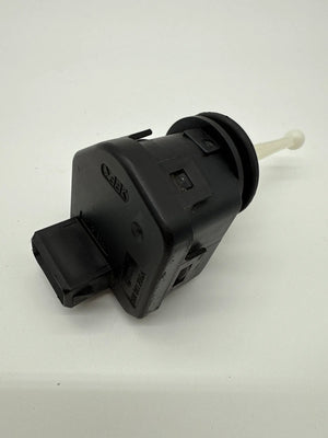 Headlight range control actuator LWR 3B0941295A VW Passat 3B 