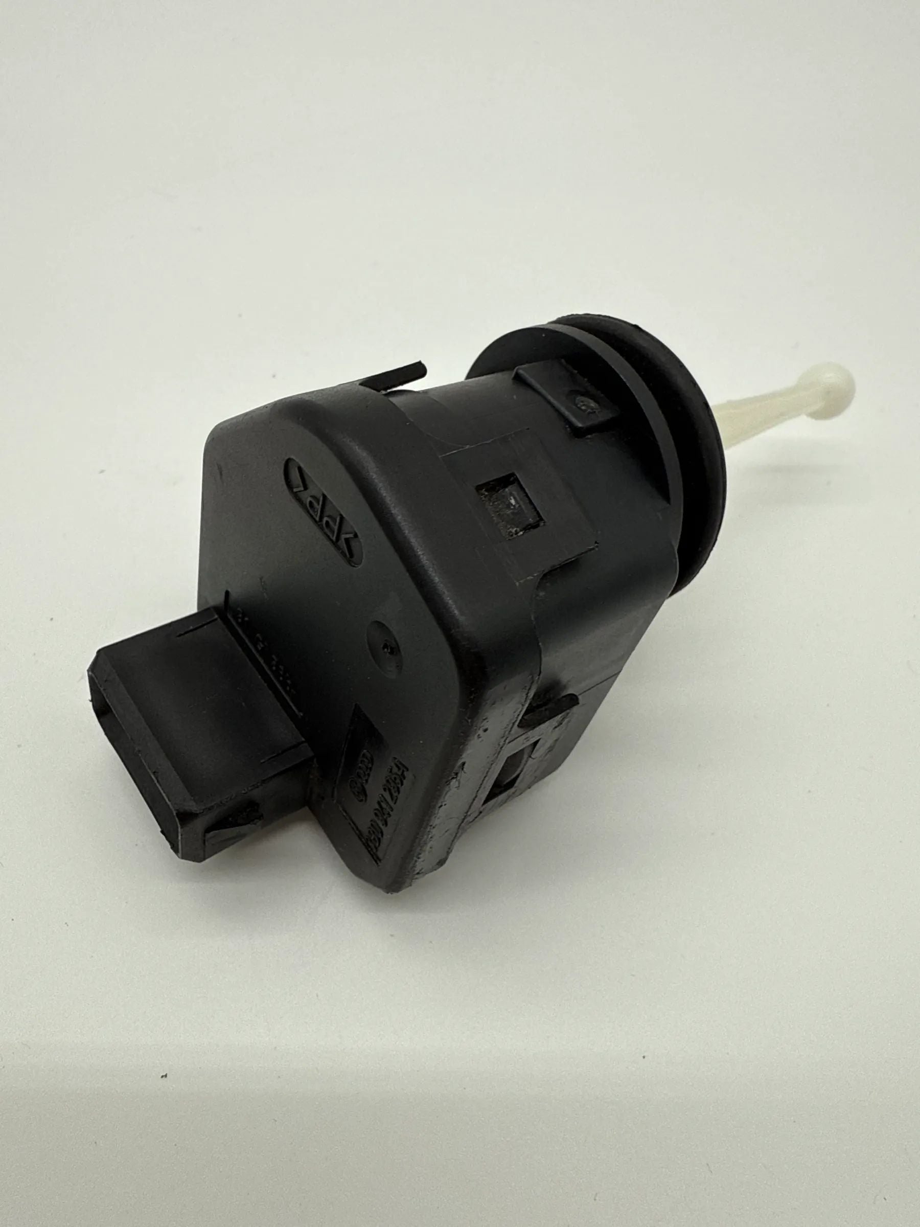 Headlight range control actuator LWR 3B0941295A VW Passat 3B 