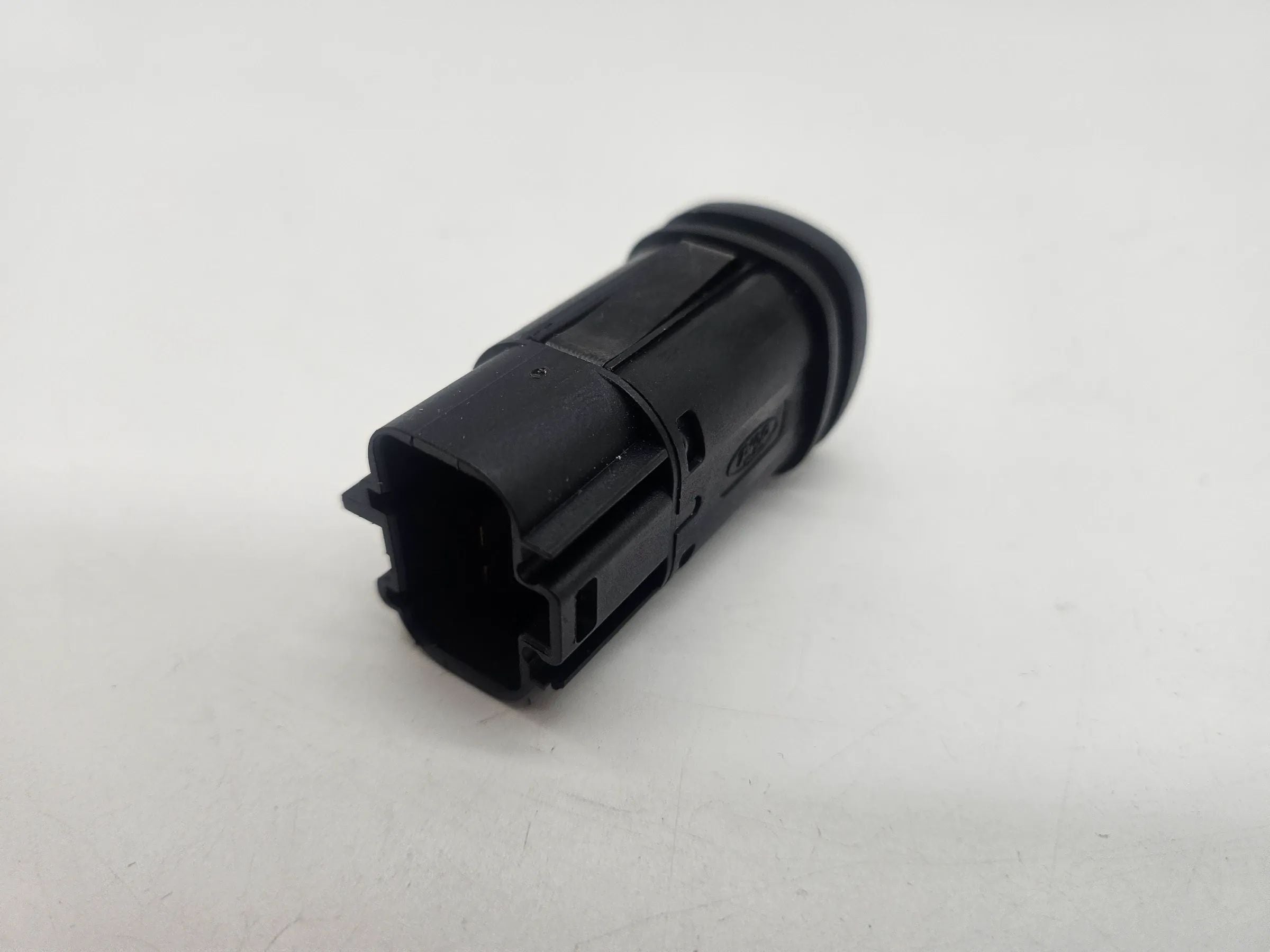 Oryginalna tylna lampa przeciwmgielna Ford Fiesta Puma 96FG15K237AA, TRW