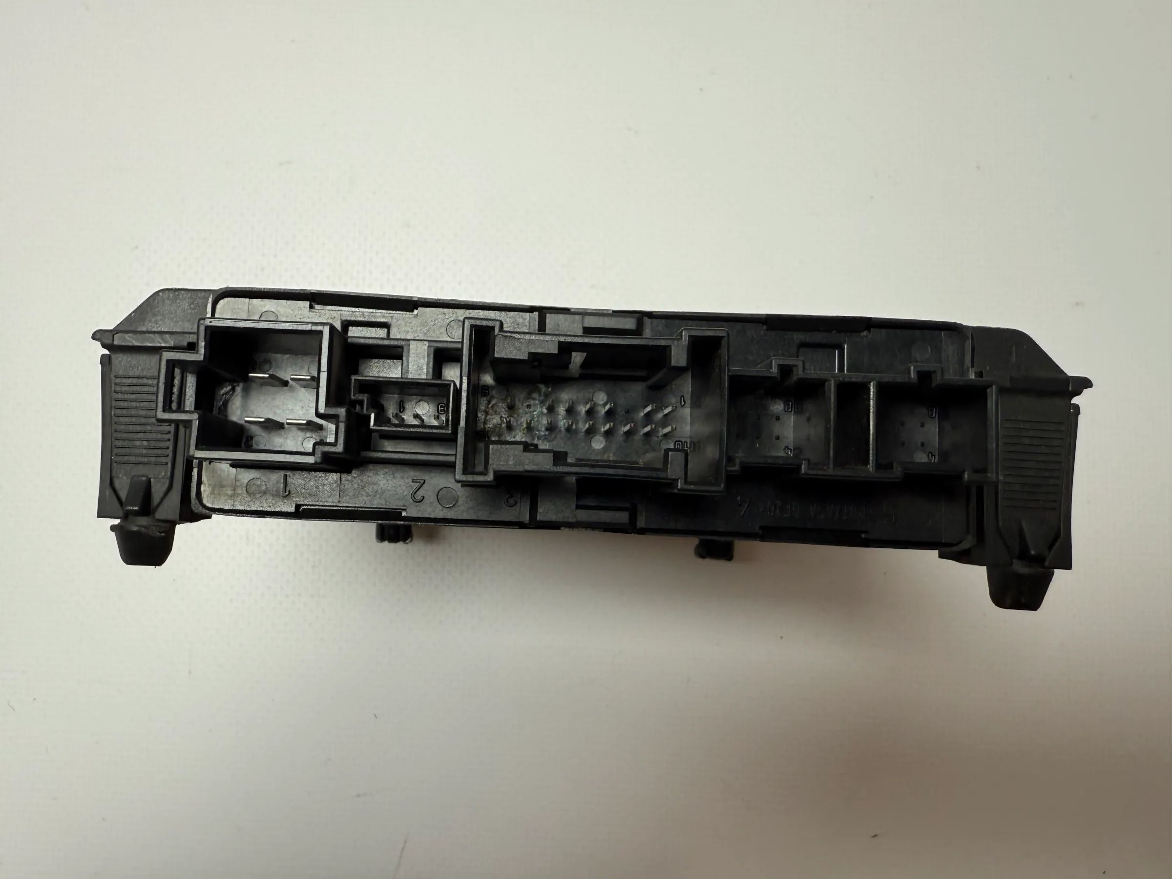 Original Mercedes Benz E-Class W202 control unit door right 2088201226 