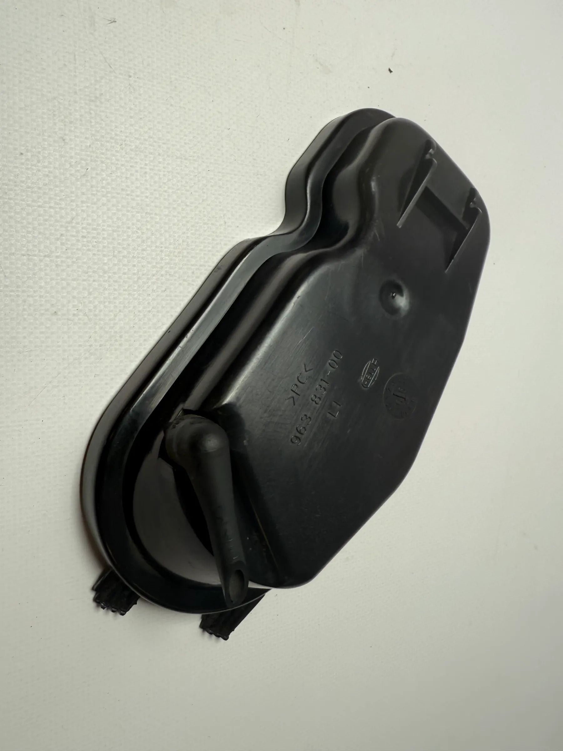 Capuchon d'origine VW Polo III (6N2) Phare Gauche 96383100