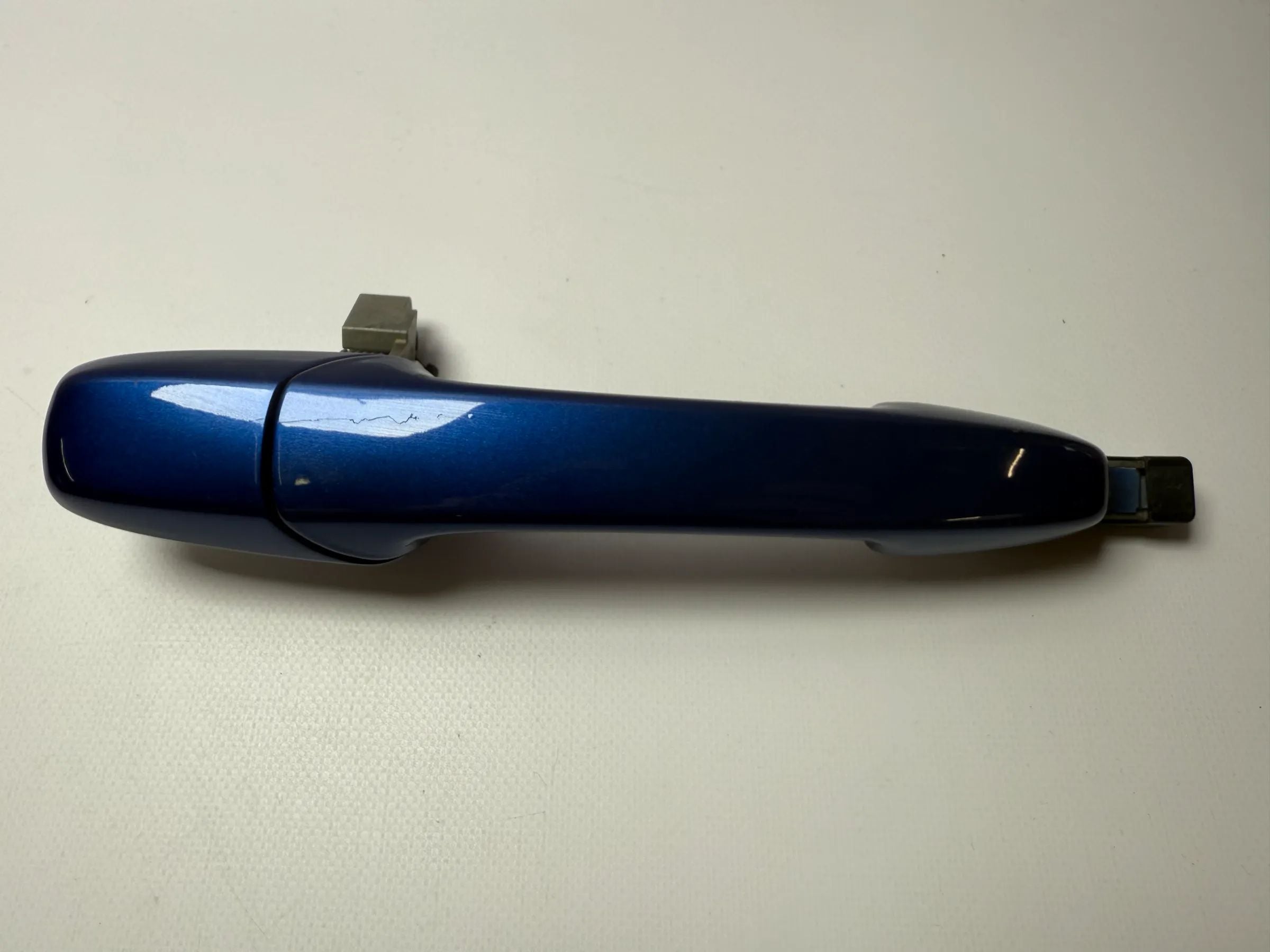 Оригинальная правая передняя синяя ручка двери Mazda 6 GJ6L