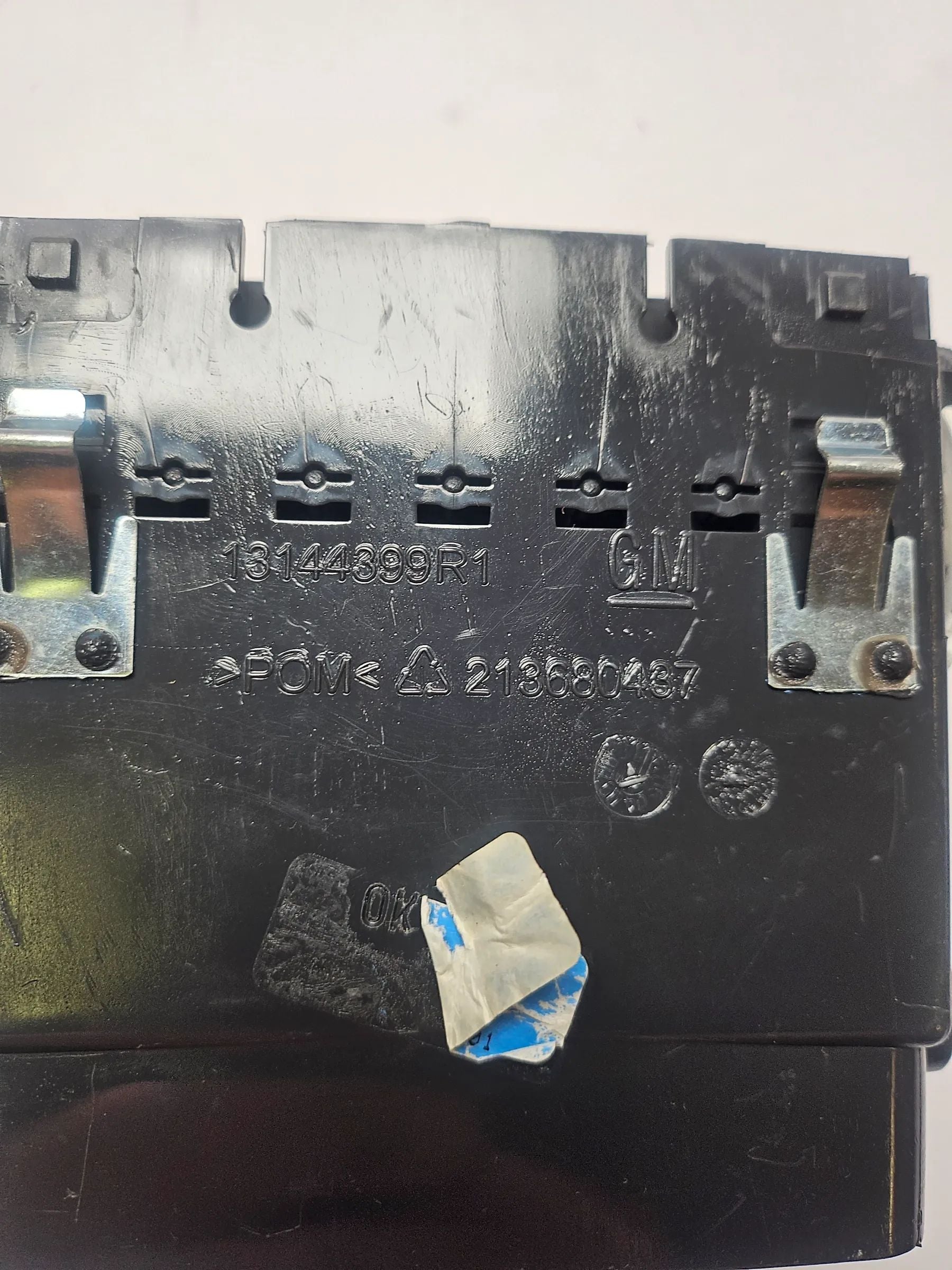 Оригинальная передняя правая фара Opel Zafira B 2007