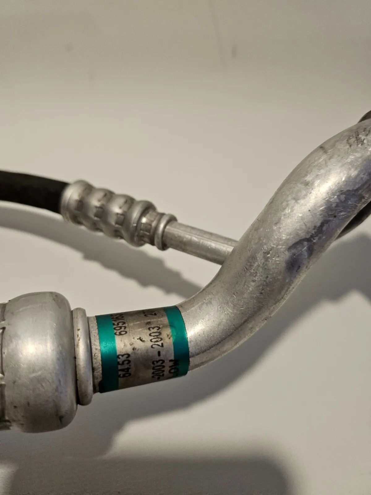 Трубка всасывающая испарителя компрессора BMW 1 серии E87 3 серии E90 E91 климатическая магистраль 6951637