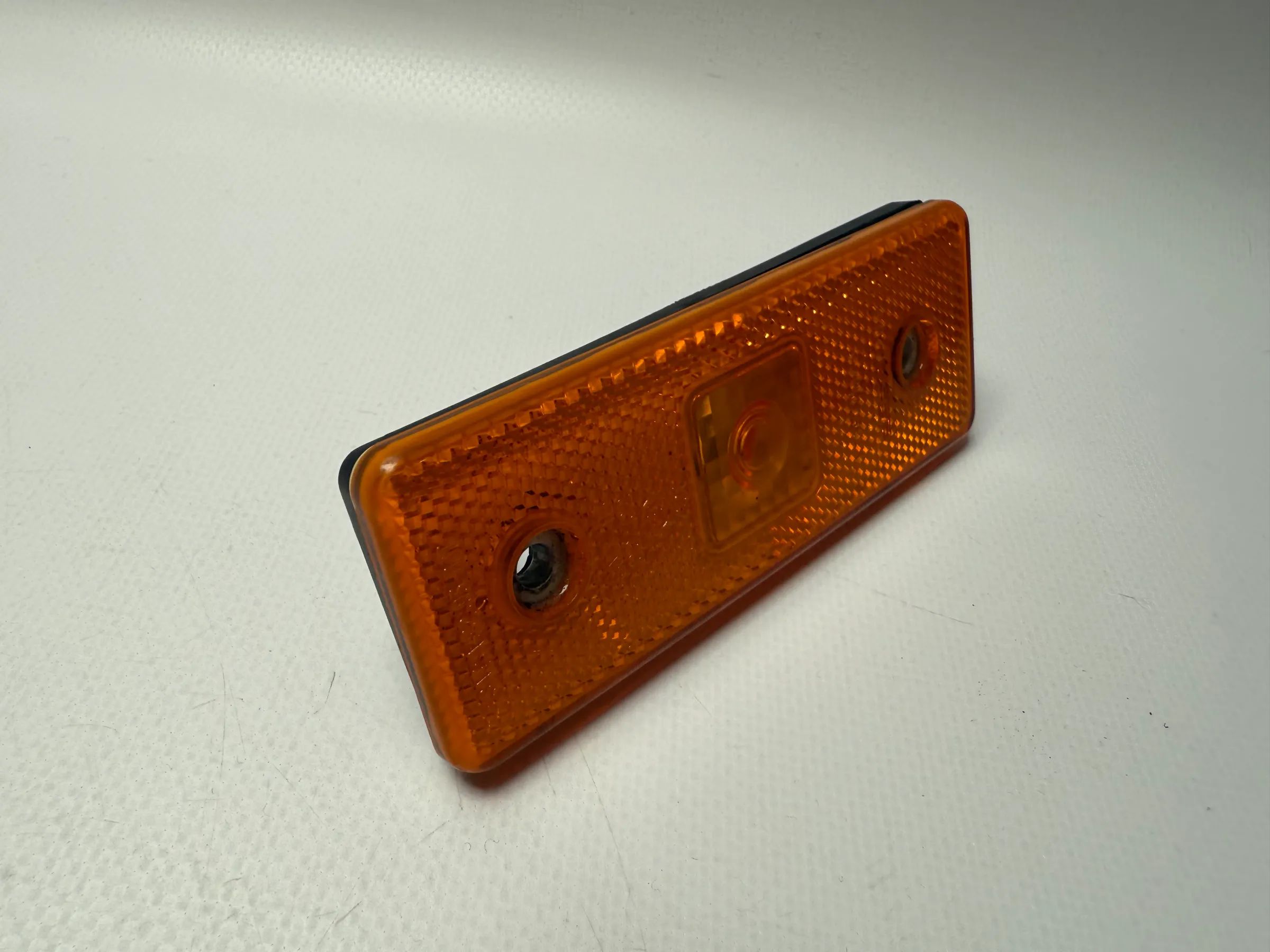 Оригинальная боковая фара Мерседес-Бенц Спринтер W901, W902, W903, W904 0028209156