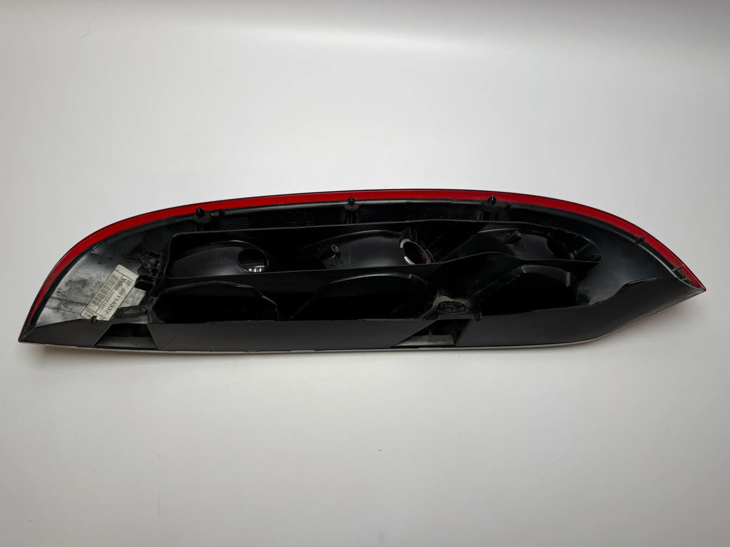 อะไหล่แท้ Opel Corsa C X01 ไฟท้ายขวา Valeo 09114337 / 89302181