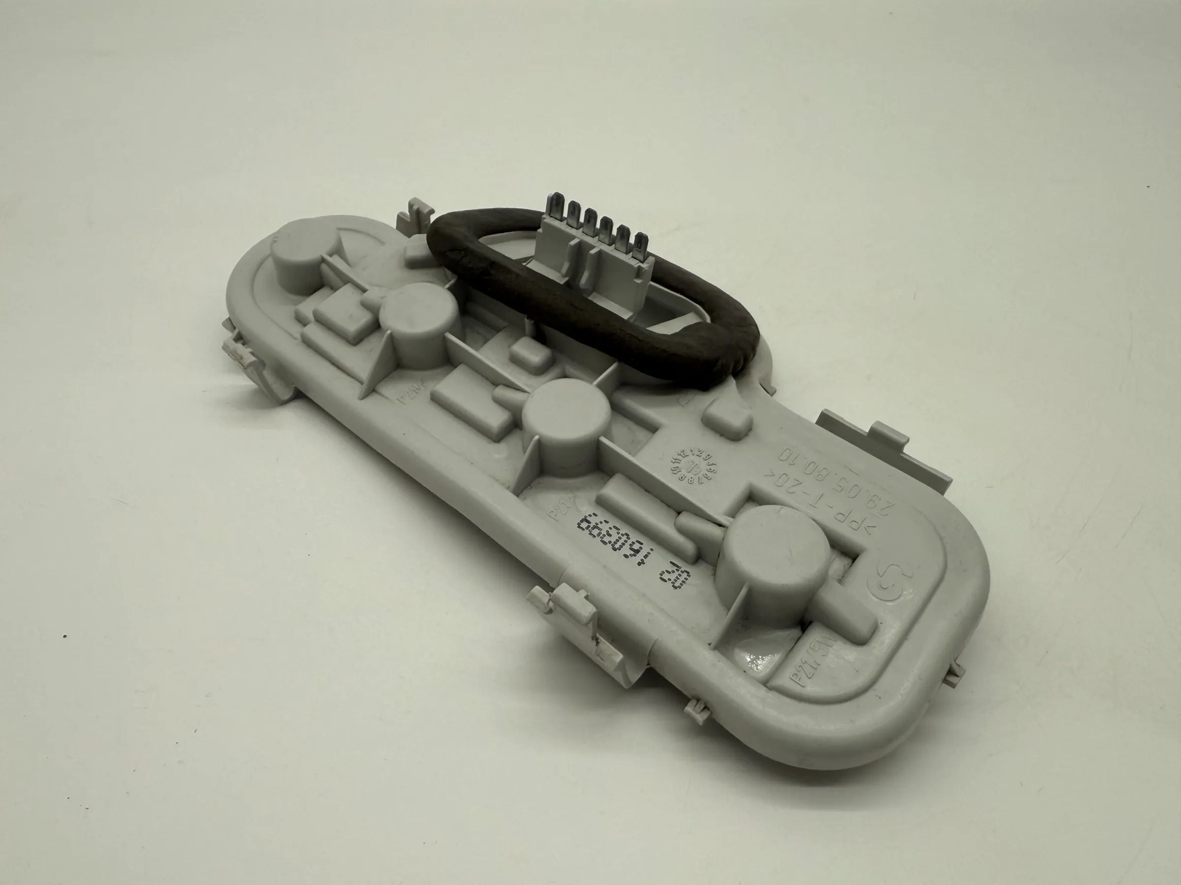 Lamp holder Opel Astra G Coupe / Cabrio etc. Rear light right 29058010 