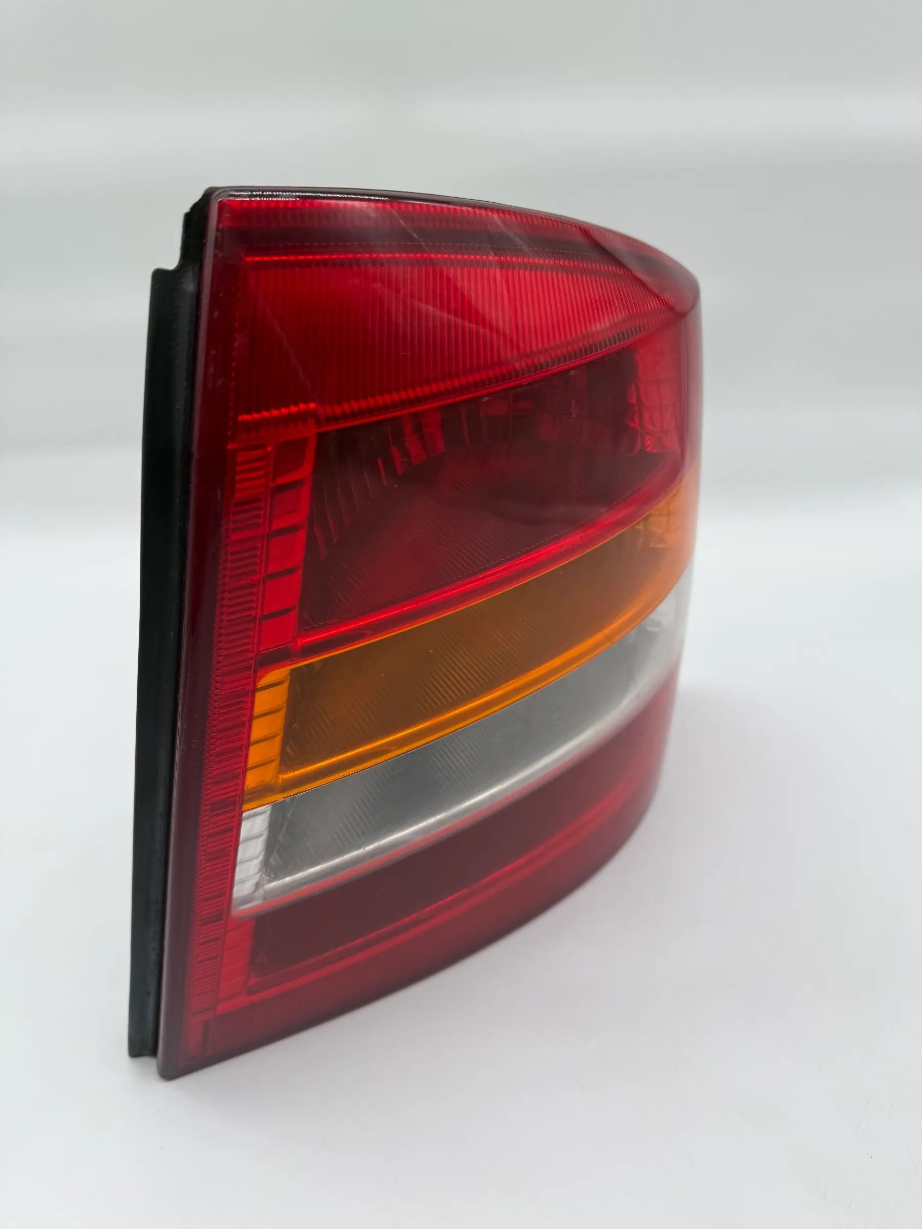 Opel Astra G Coupe / Cabrio etc. Rückleuchte Heckleuchte  Rechts 90521544