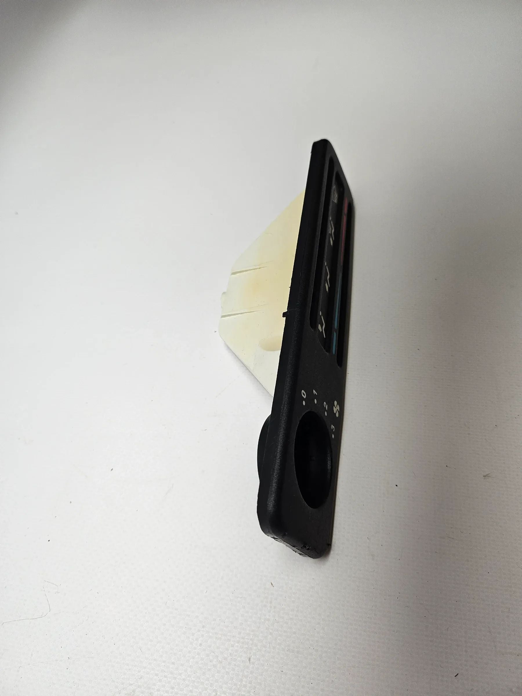 อะไหล่แท้ Peugeot 106 II S2 (96-03) ฝาครอบปุ่มปรับอุณหภูมิแอร์