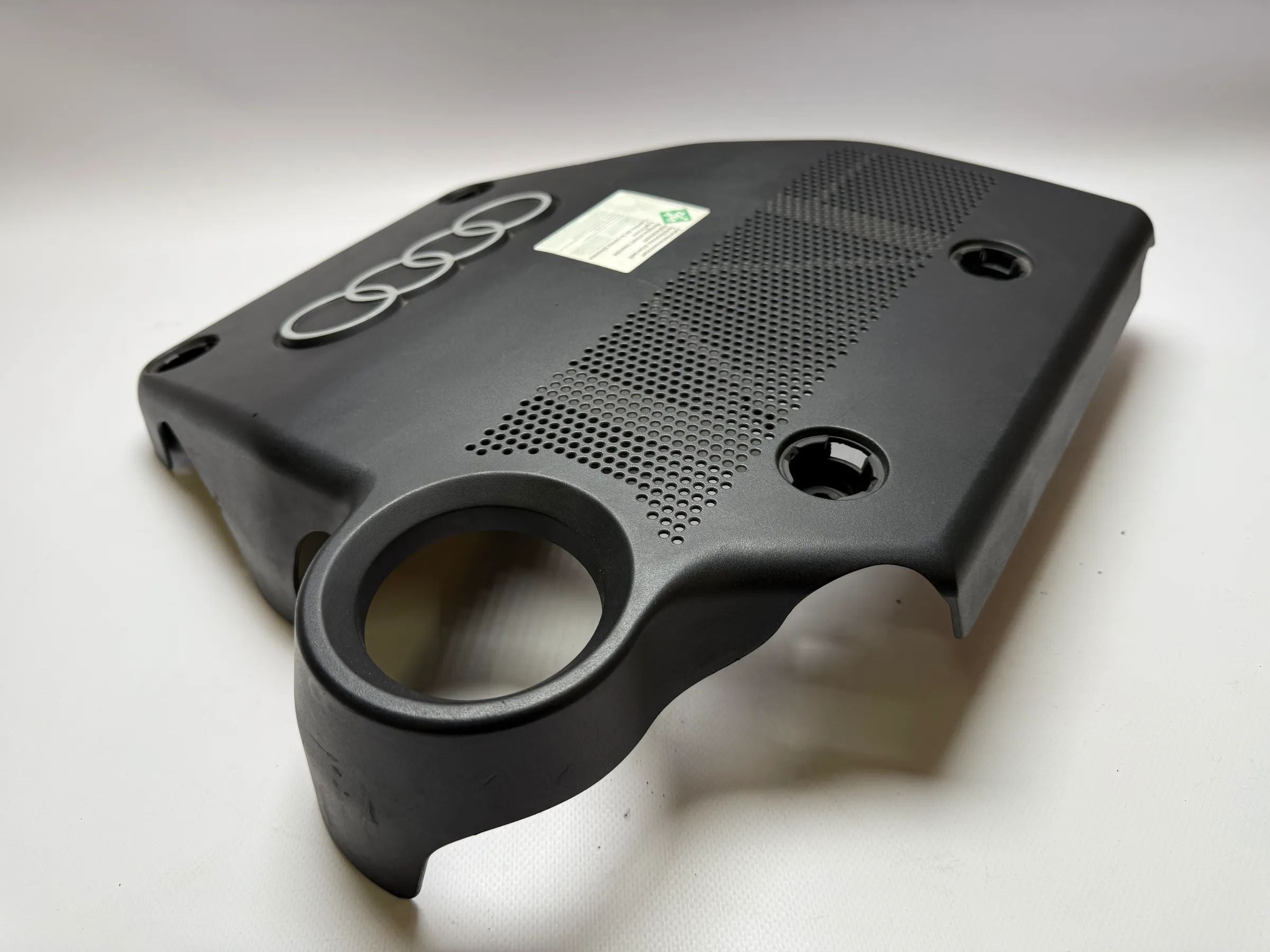 Original Audi A3 1.6 8L  Motorabdeckung  06A103925AR