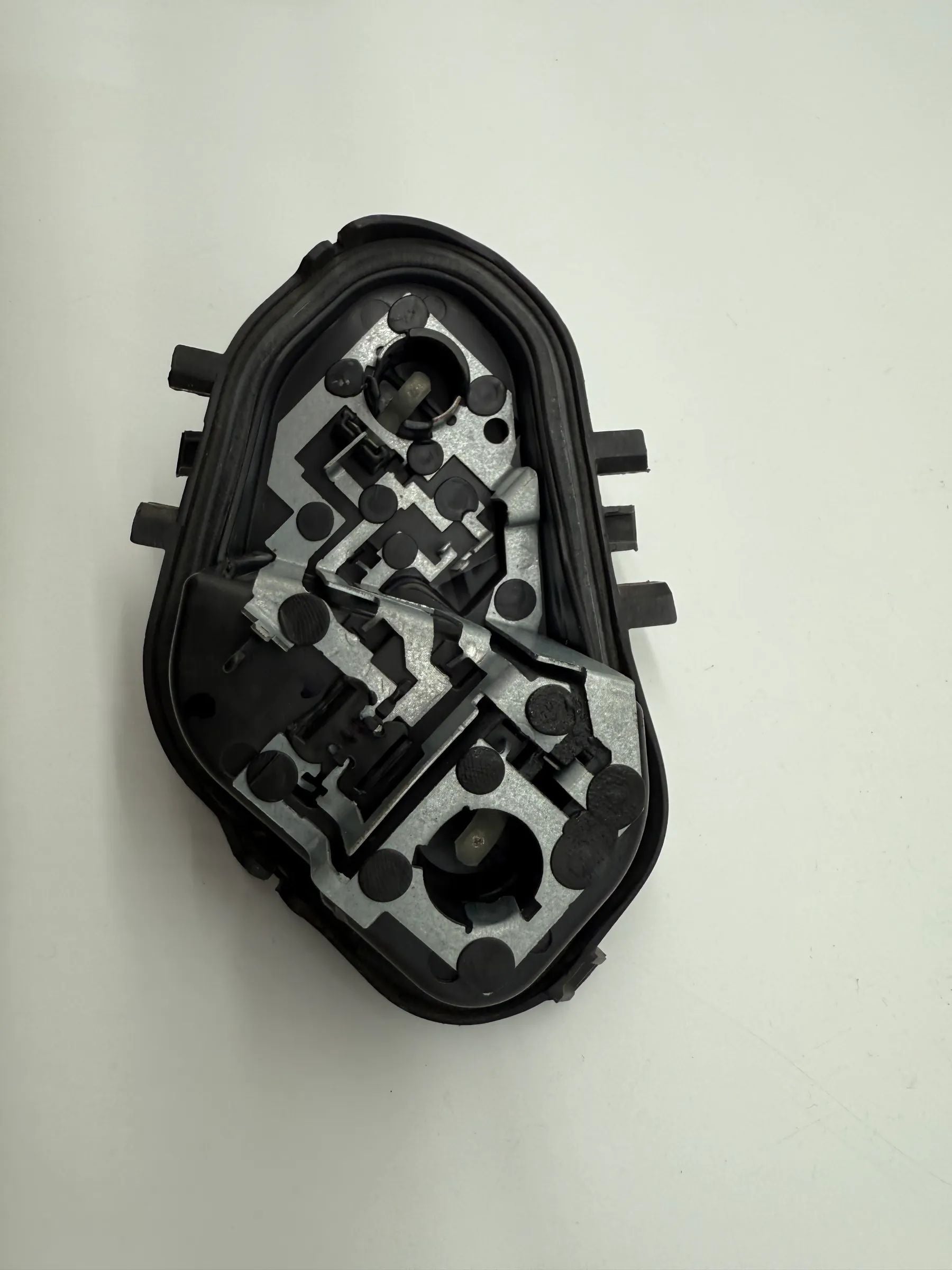 Support de lampe SEAT Leon Hayon (5F1) Feu arrière gauche 5F0945257