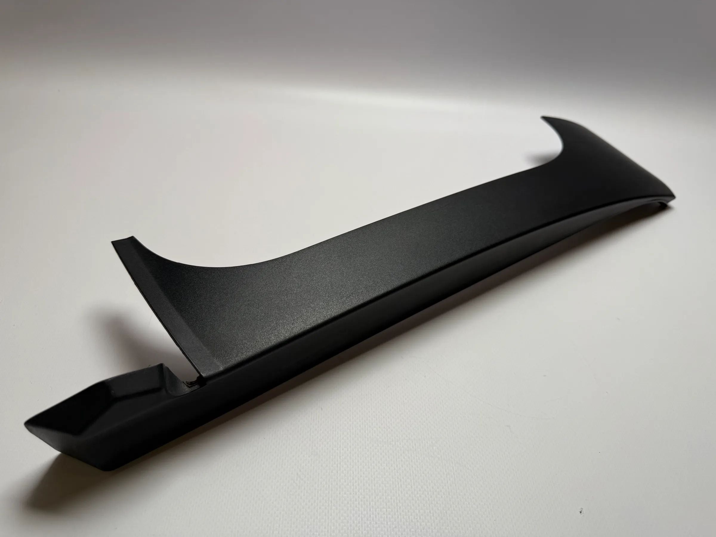 Оригинальная накладка крышки багажника BMW 3 TOURING (E91) 320D 15678911