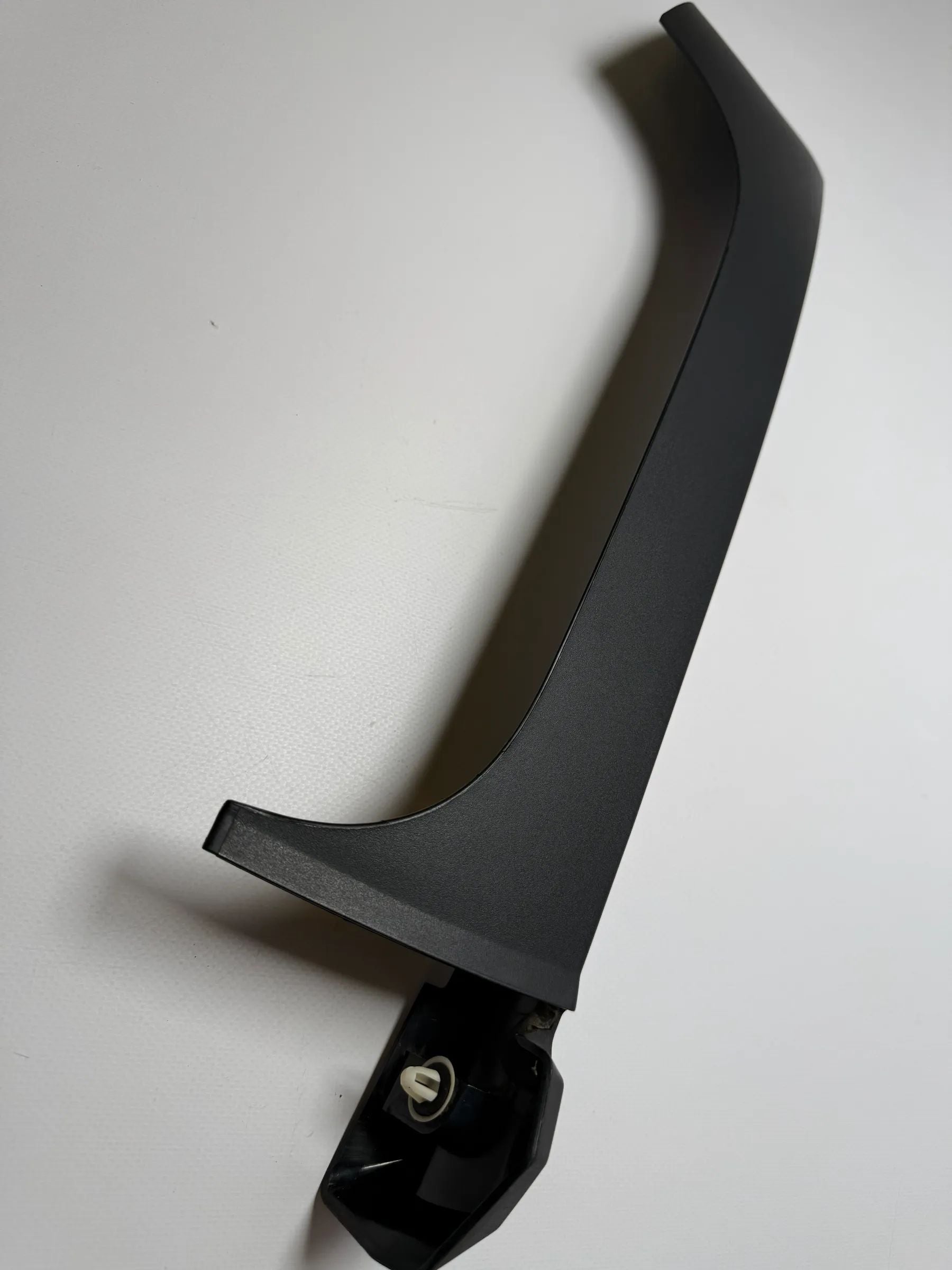 Оригинальная накладка крышки багажника BMW 3 TOURING (E91) 320D 15678911