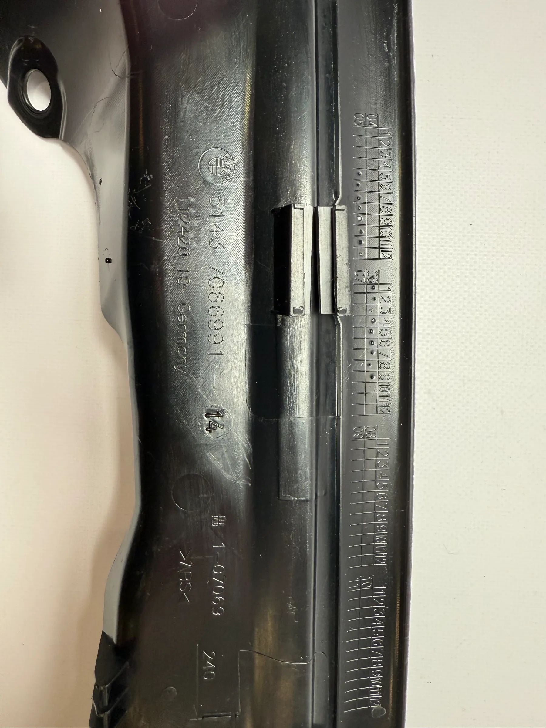 Оригинальная внутренняя облицовка порога BMW 3 серии E90 E91 5143706691