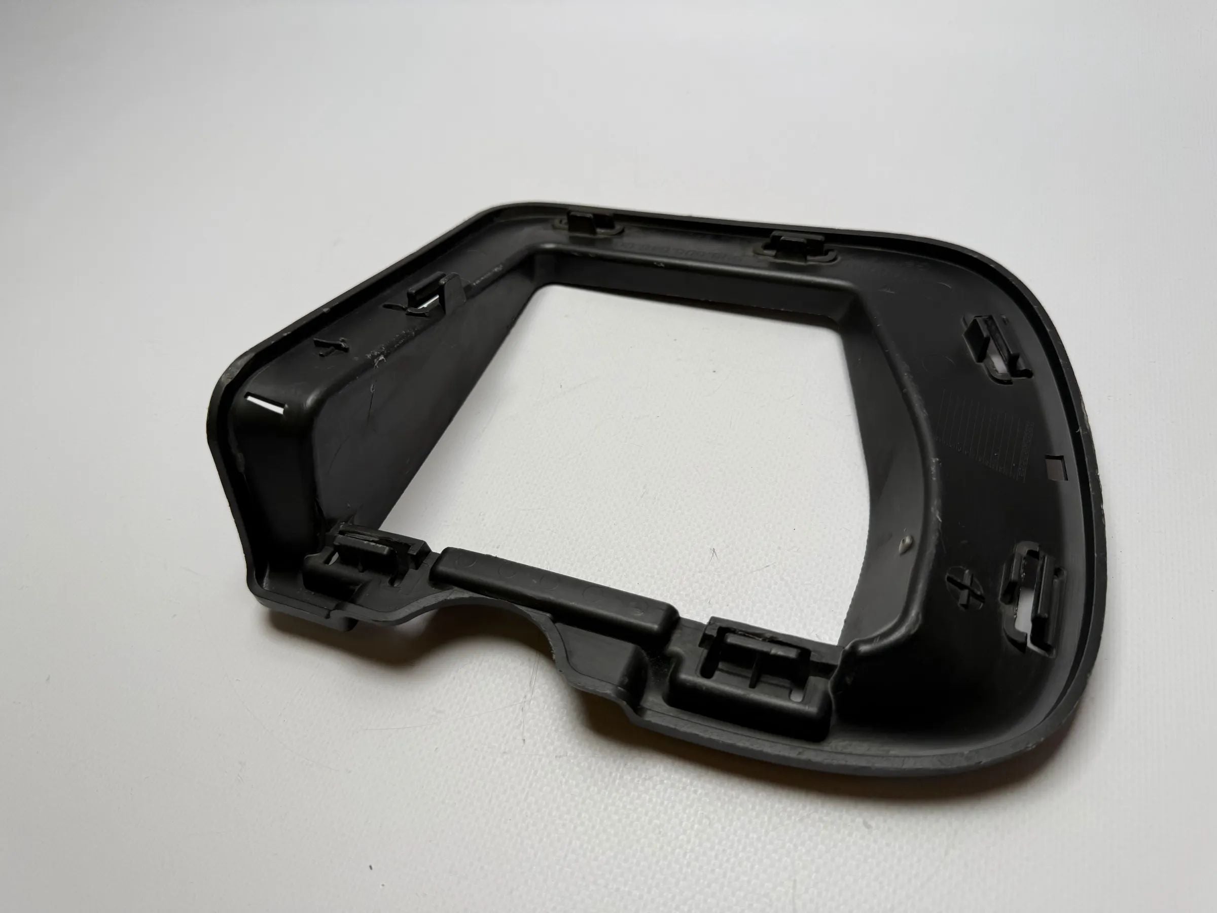 純正 Porsche 911 996 M215 ホーンカバー用取付フレーム 99650564600
