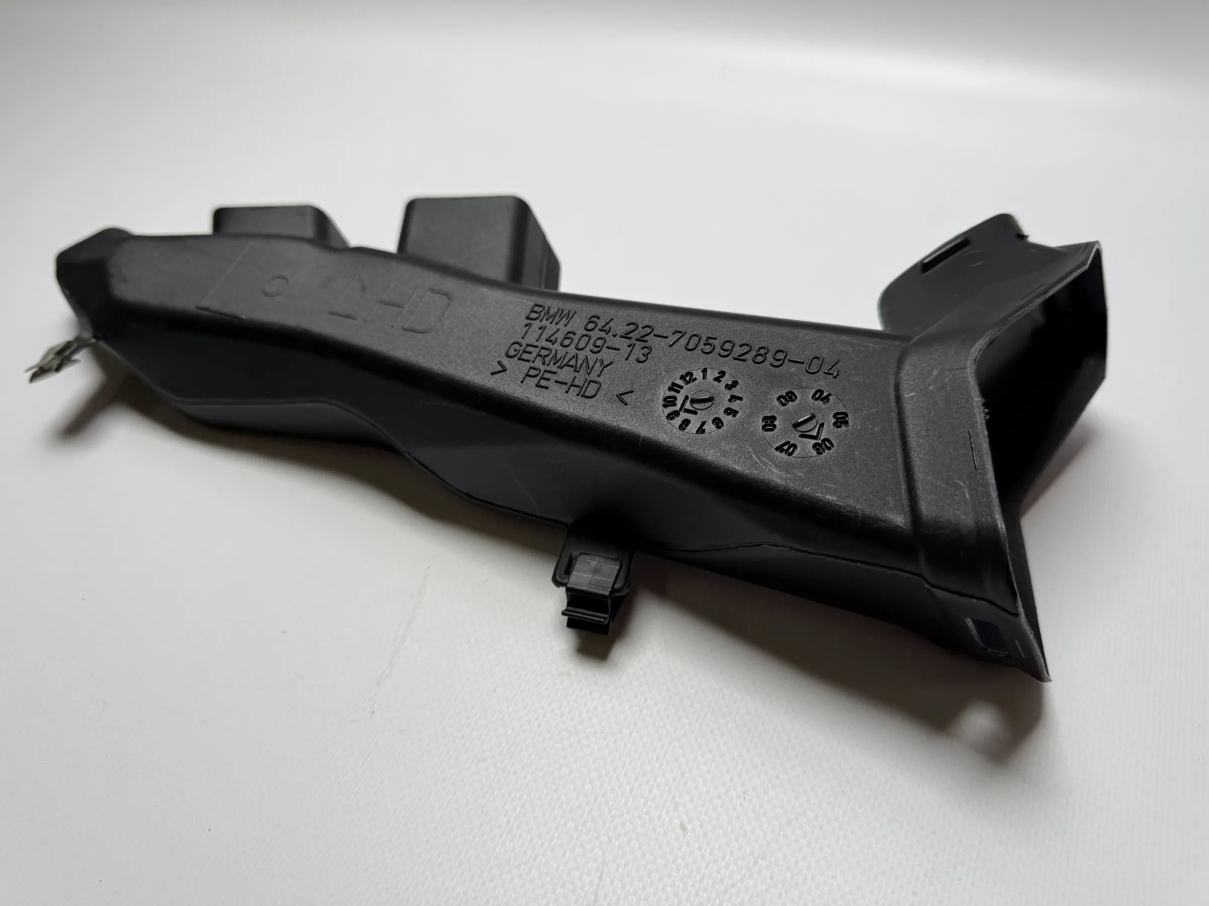 Orijinal BMW 325d DPF E90 / E91 Isıtma Kanalı Sol Ayak Bölümü 64.22-7059289-04