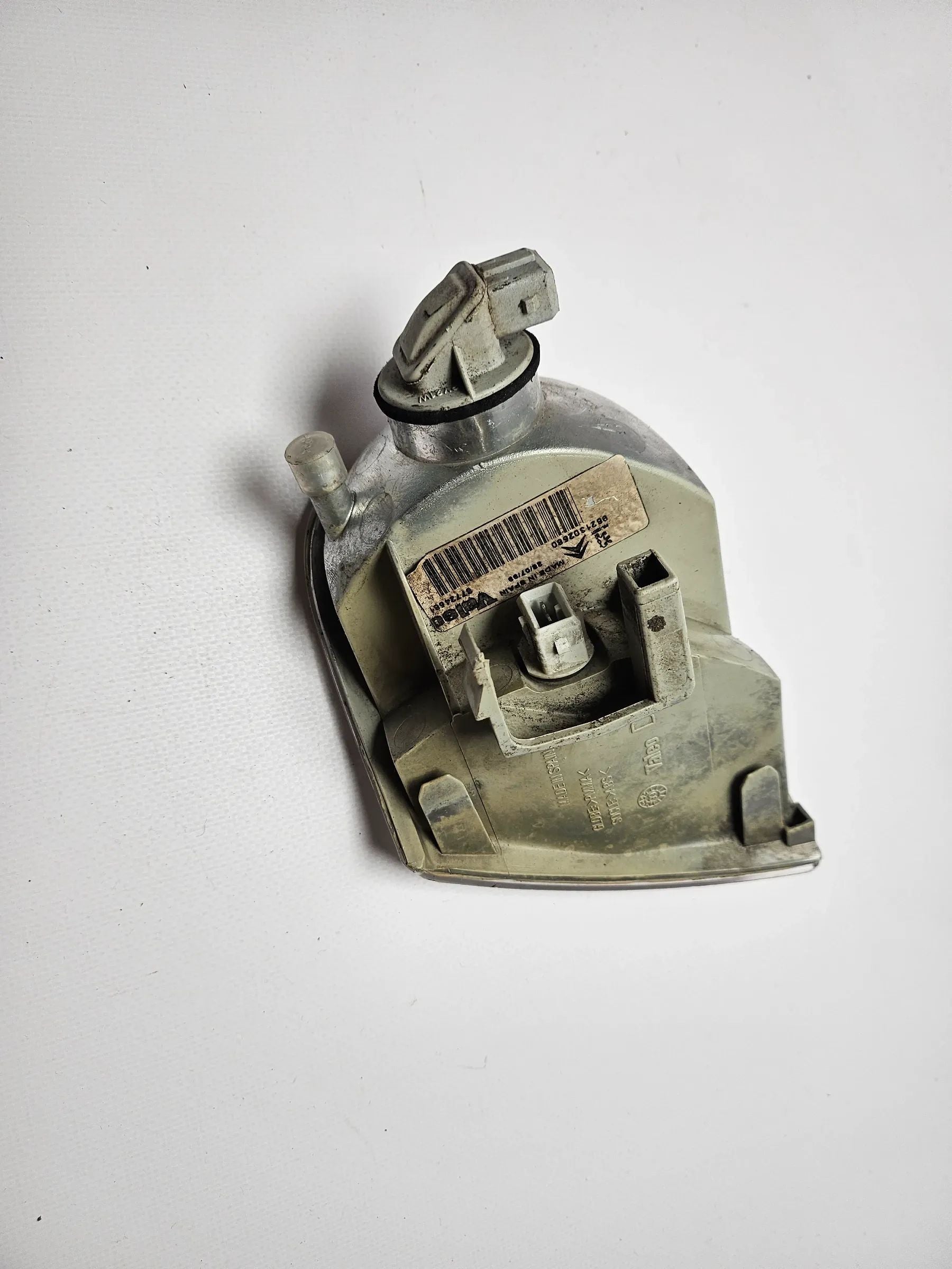 Original Peugeot Partner (5) BJ1998 indicator front right 9621302580 Valeo 