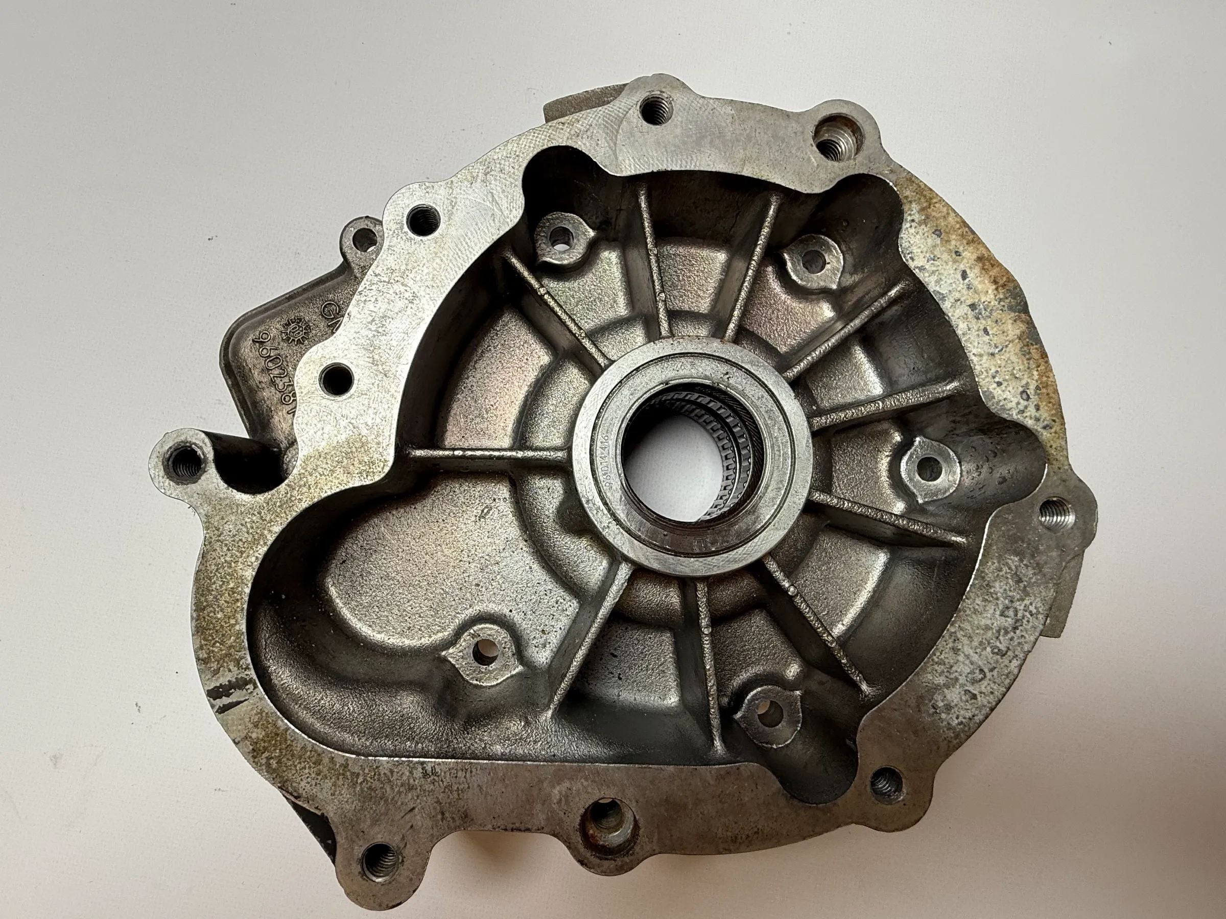 Oryginalna obudowa skrzyni biegów BMW X5 E53 3.0i 235 KM GM 96023814