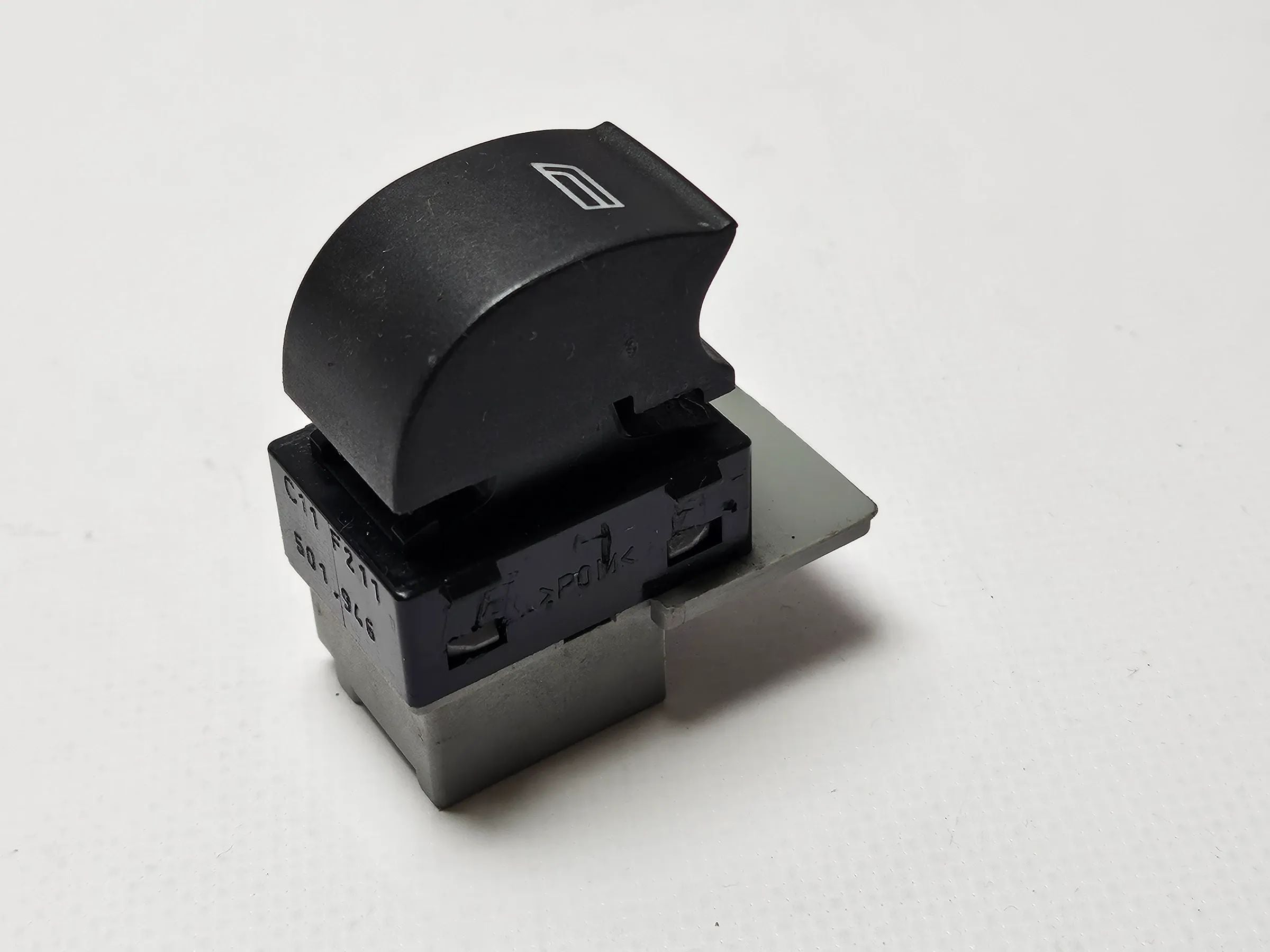 Original Audi A6 4B window regulator switch 4B0959855 