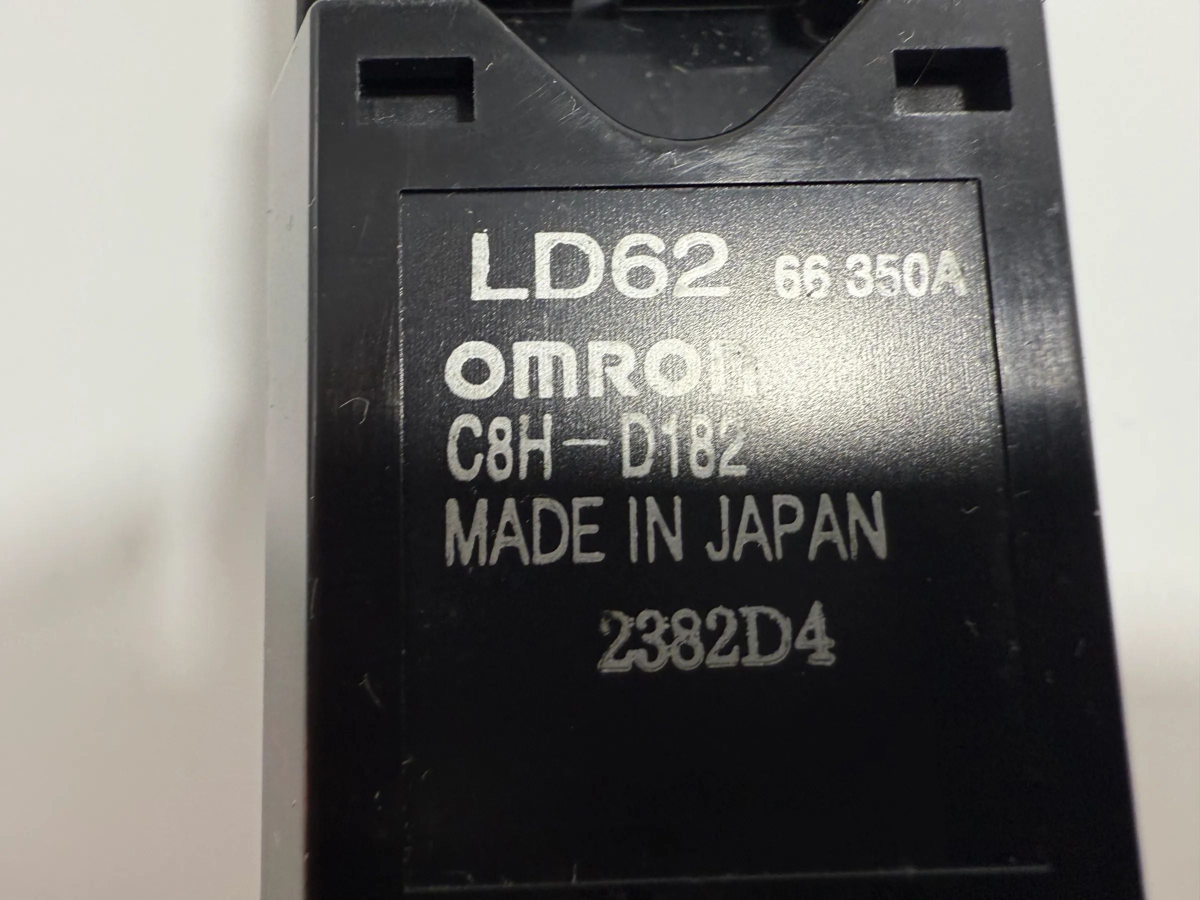 Originele Mazda MPV II TD LW Deurschakelunit Links Omron LD62 66 350A