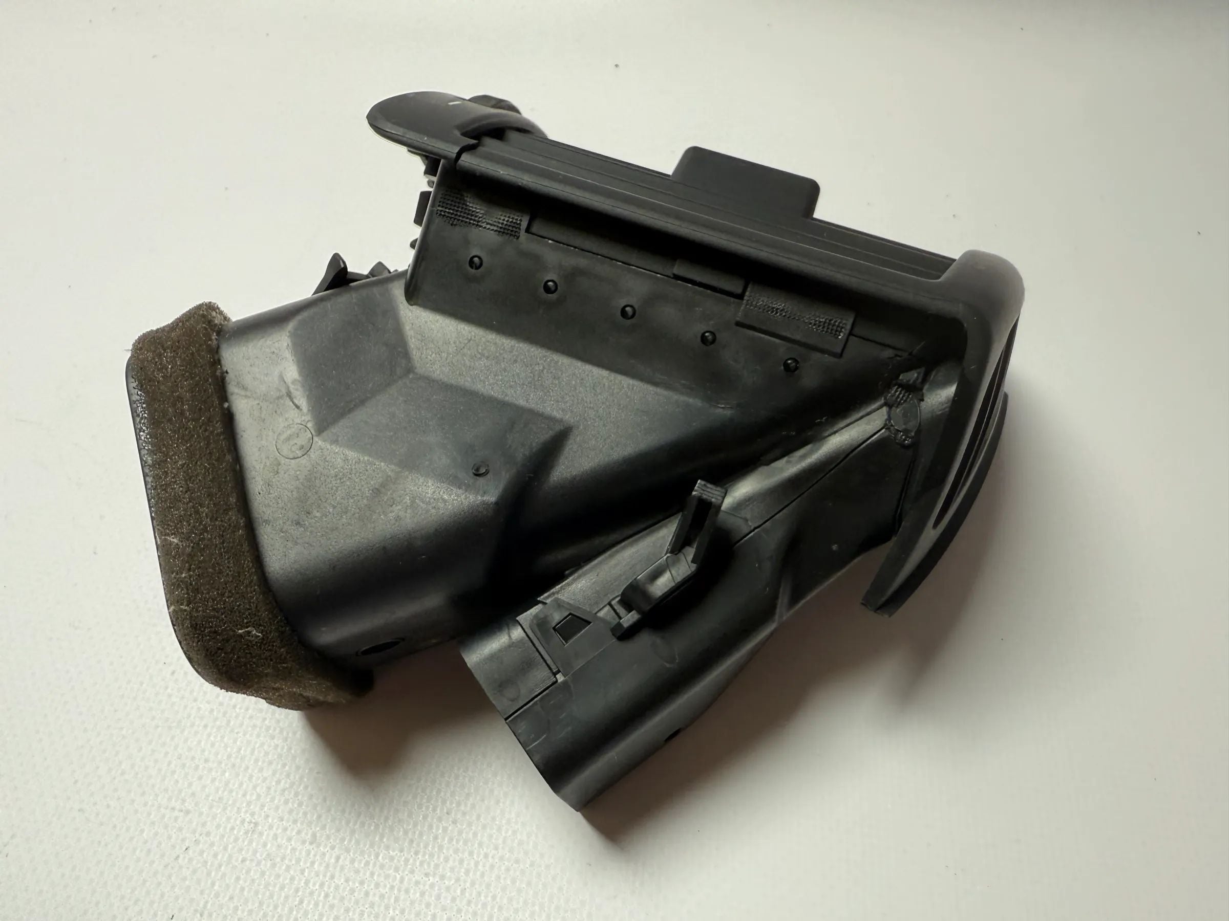 Оригинальная левая воздушная заслонка свежего воздуха BMW 3 серии E46 64.22-8 361 897