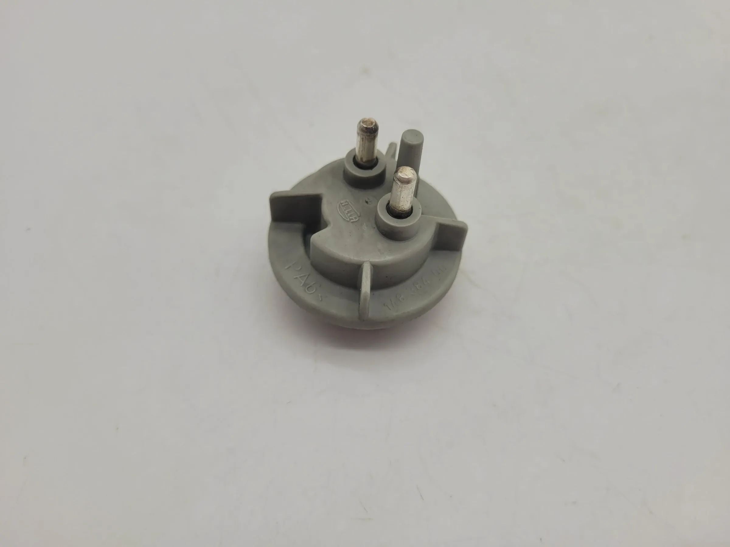 Mercedes E-Klasse W210 Blinker Fassung L/R 14838400  (Original)