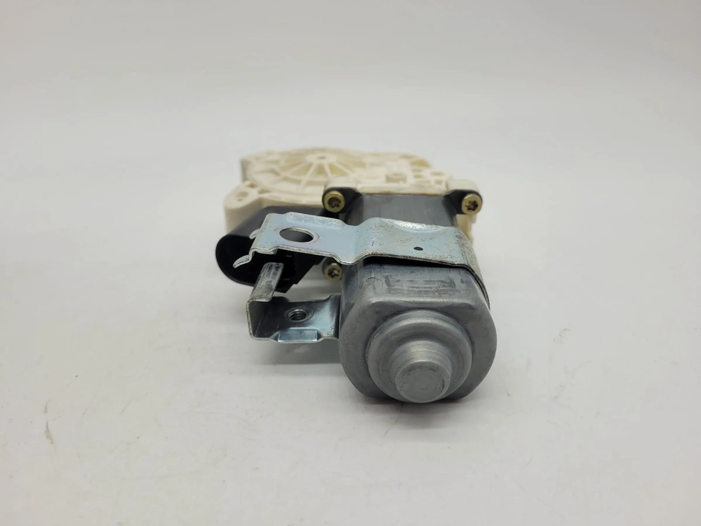 BMW 5er Touring E61 Fensterhebermotor Vorne Rechts 6922268 Original