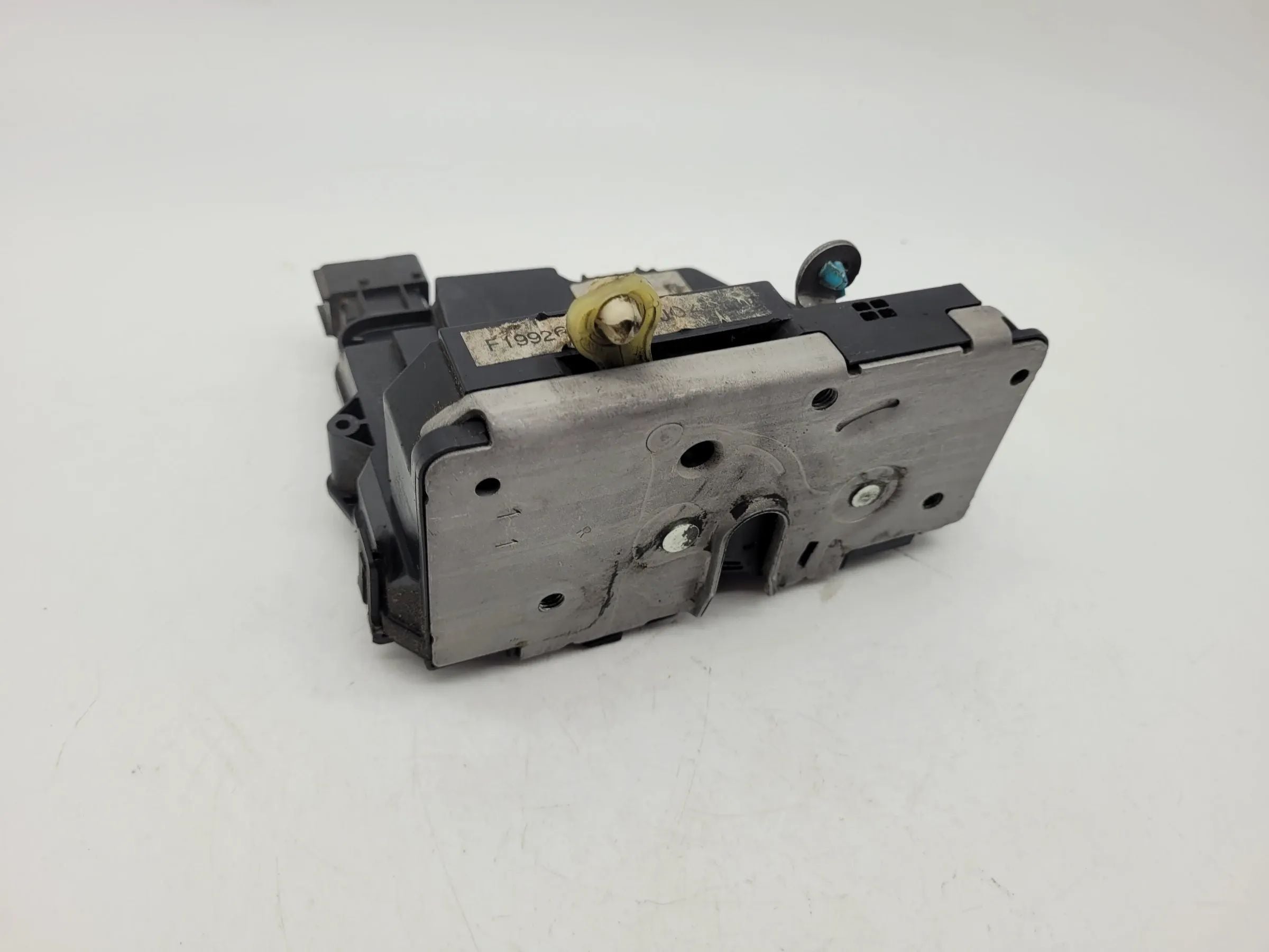 Fiat Punto Grande 199 Türschloss Vorne Rechts 55702904 (Original)