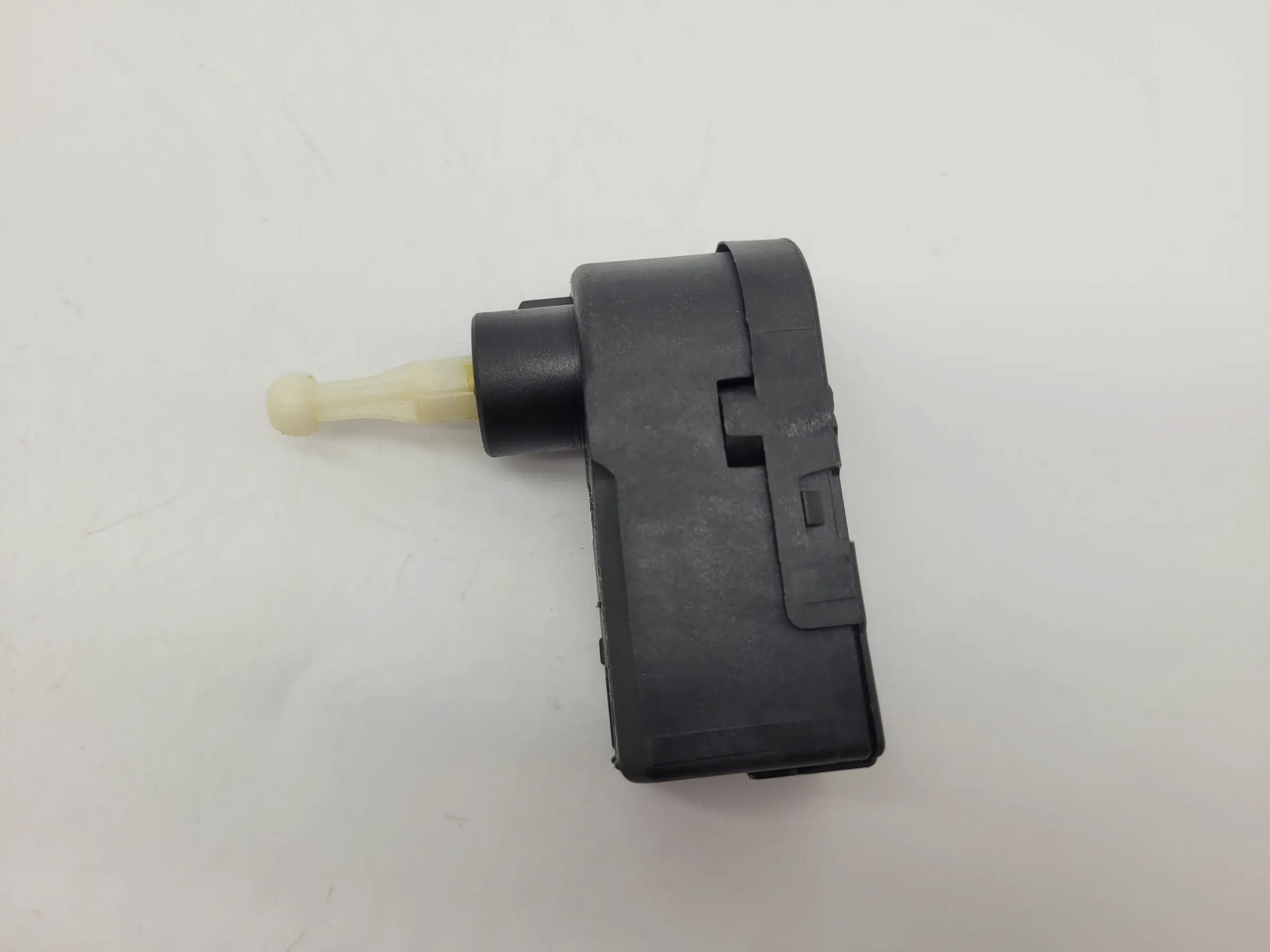 Ford Fiesta IV 4 JA/JB Scheinwerfer Stellmotor LWR L/R 97BG13K198AA (Original)