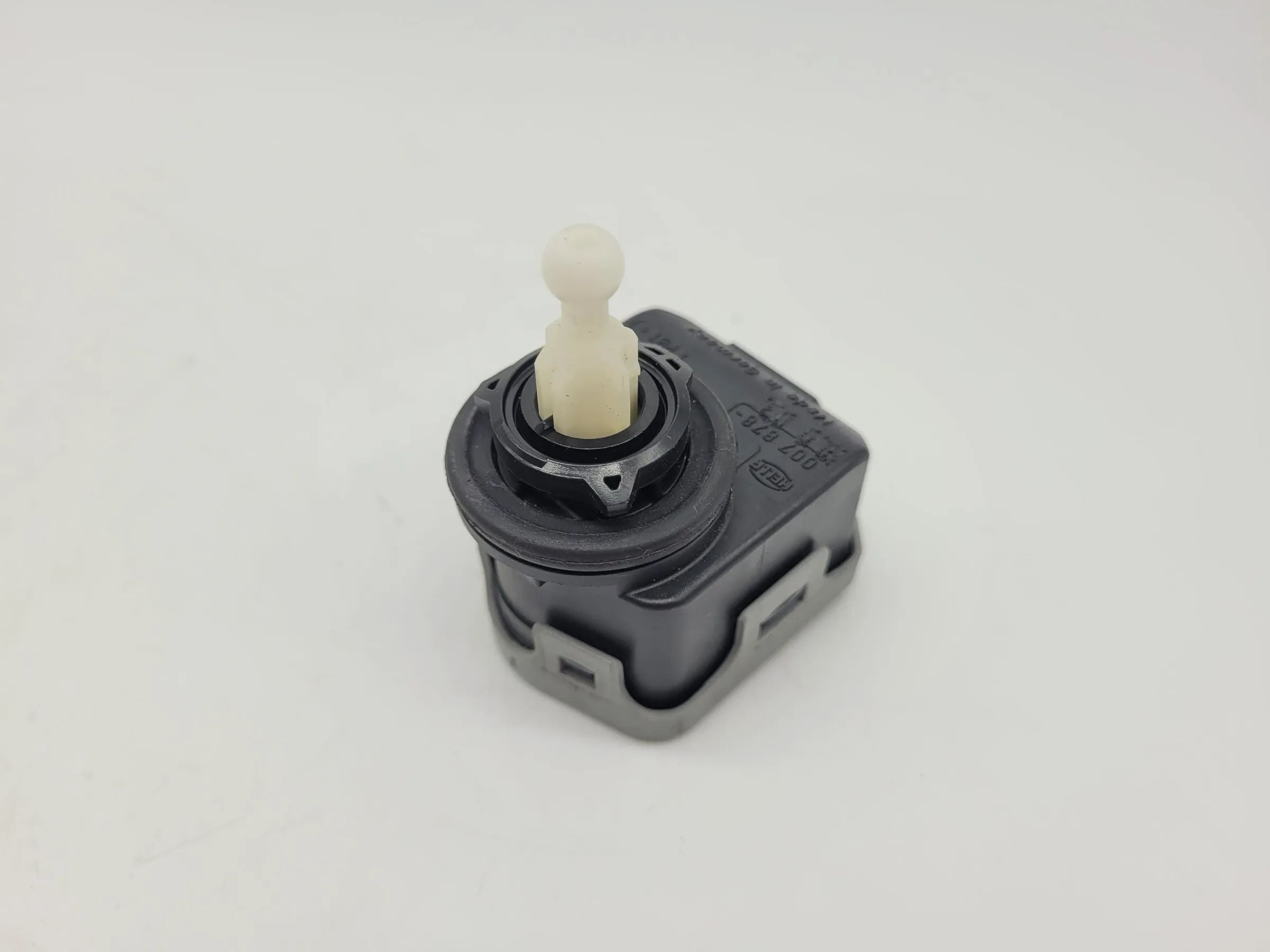 Skoda Fabia 6Y Scheinwerfer Stellmotor LWR L/R 6Y0941295 (Original)