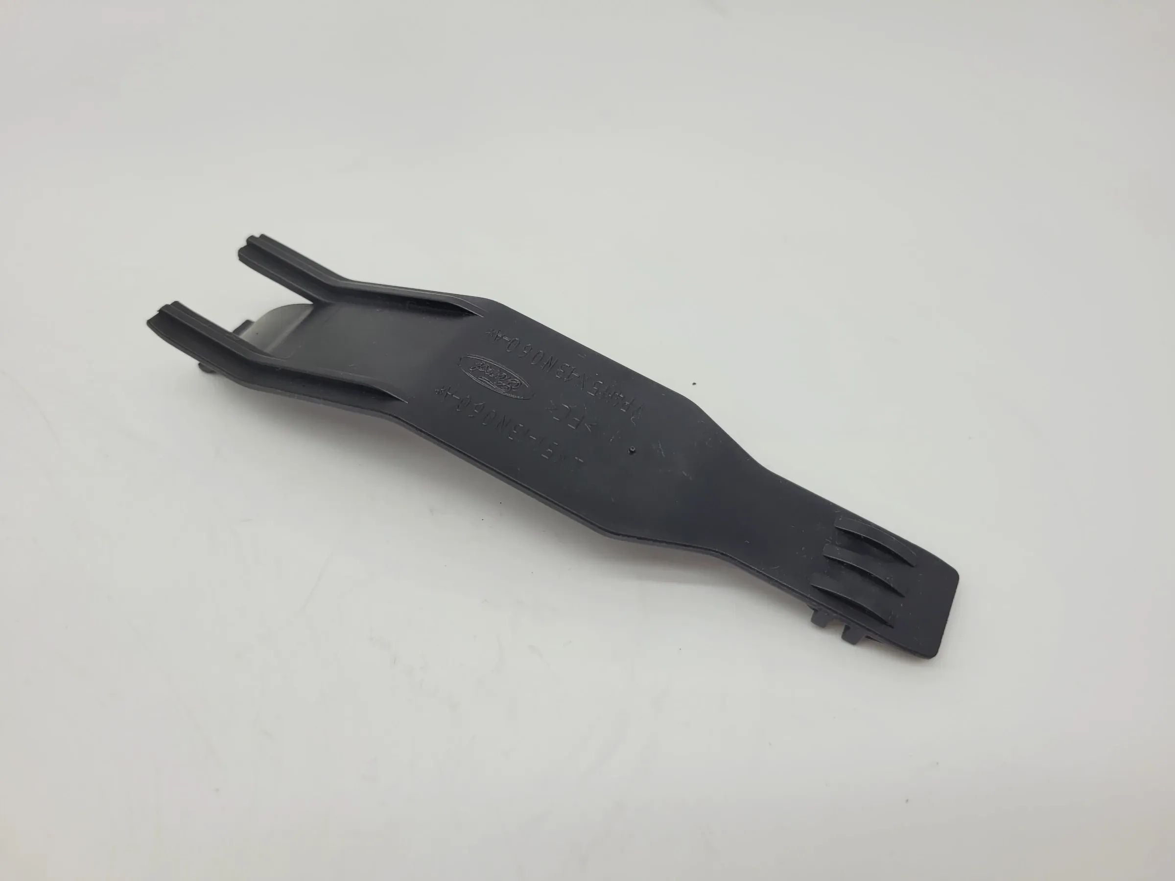 Ford Focus II DA Scheinwerfer Schiene Halter L/R 4M51-13N060-AA (Original)