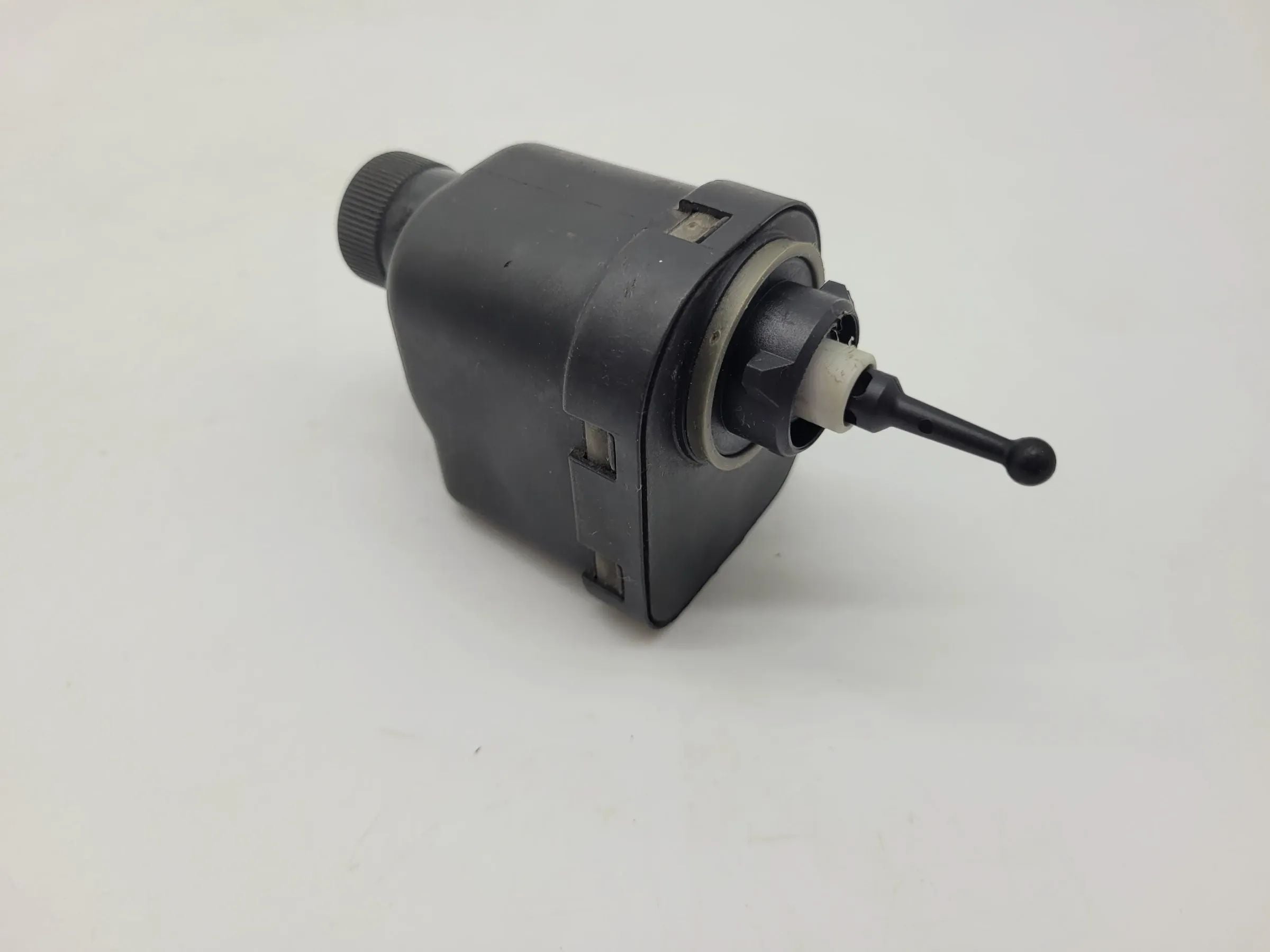 Opel Corsa B S93 Scheinwerfer Stellmotor LWR L/R (Original)